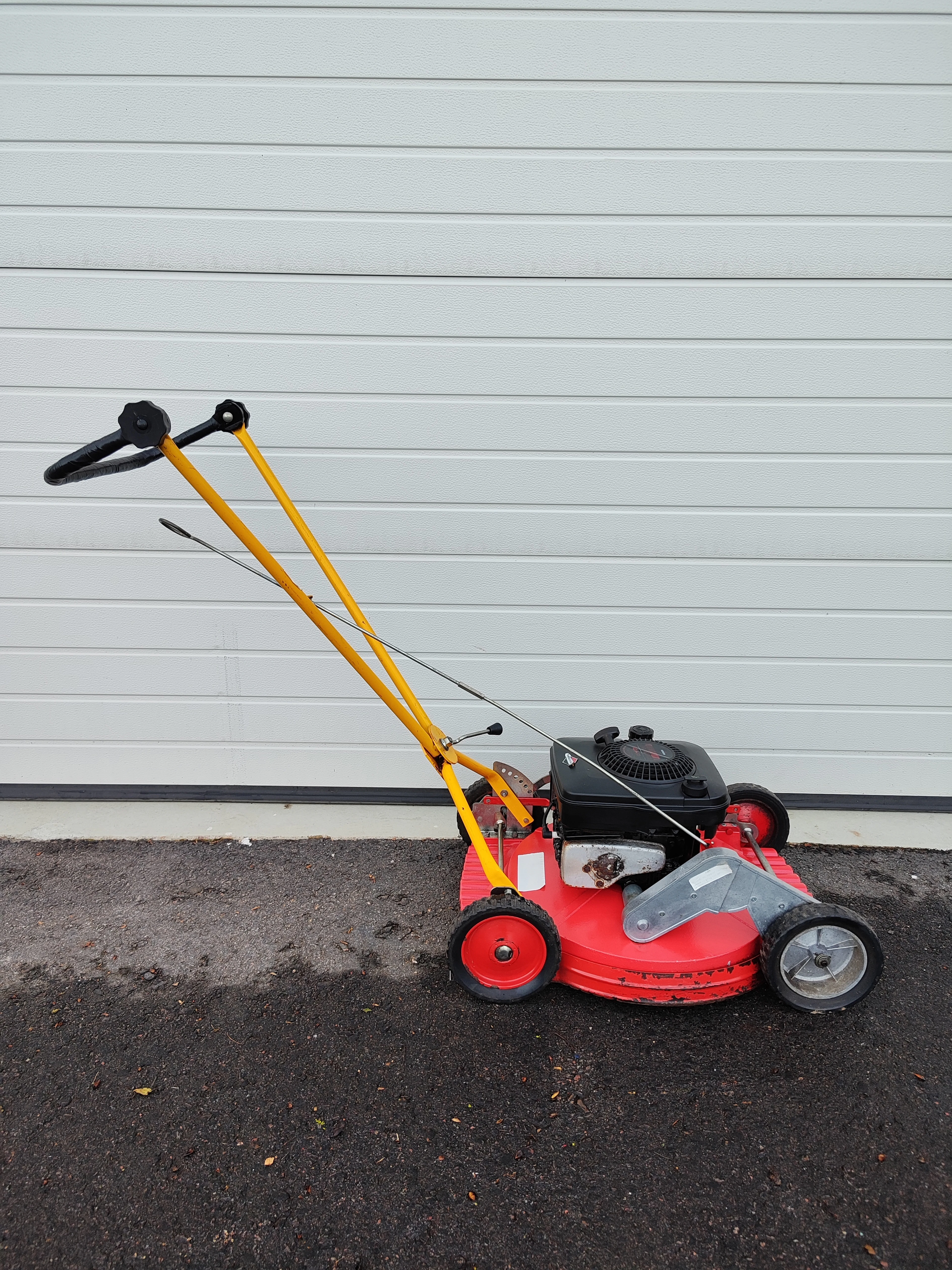 Gräsklippare, Klippo, med drivning
