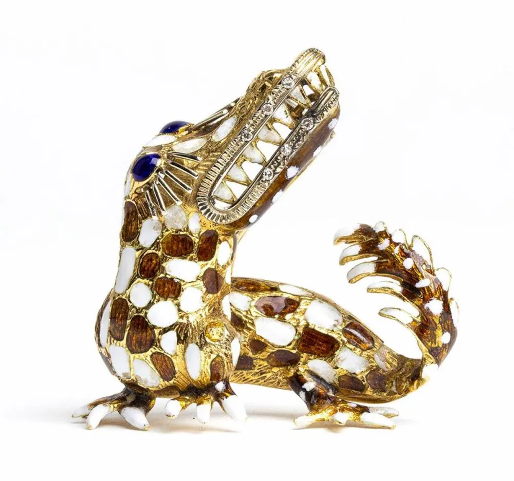 Spilla antica a forma di tartaruga in oro 18 carati, smalto blu e diamanti, anni '20 - Italia