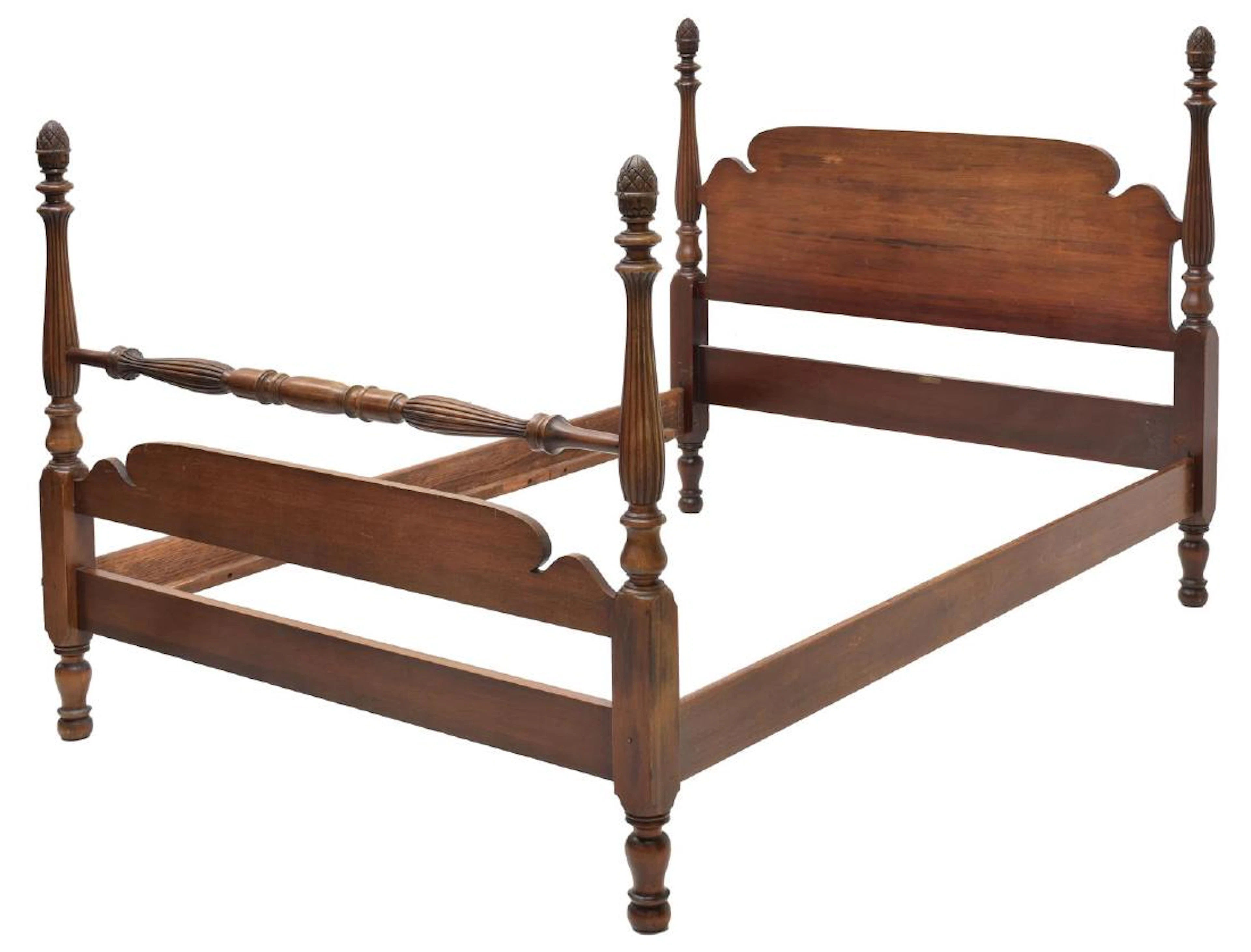 AMERICAN MAHOGANY FOUR-POSTER BED