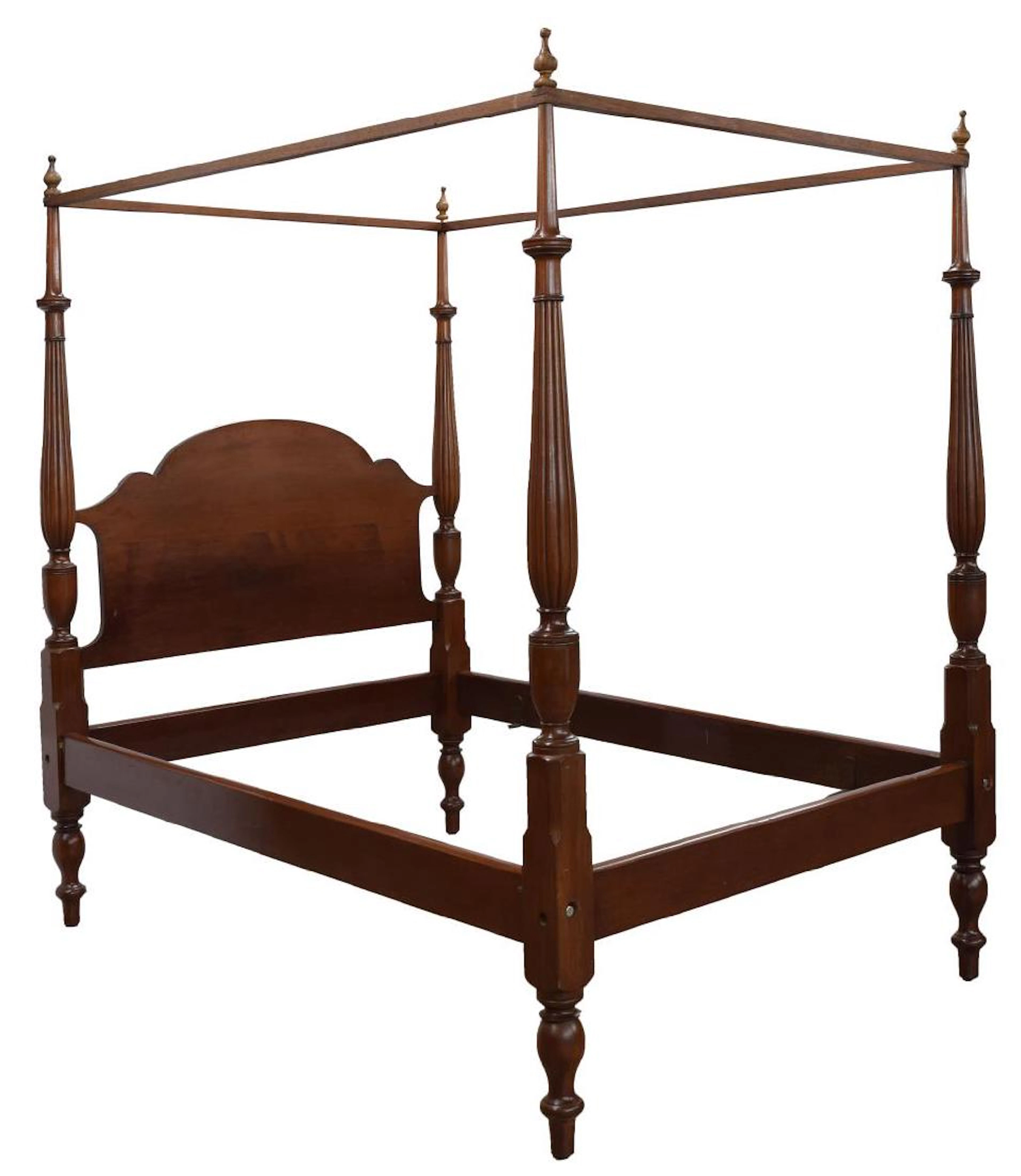 AMERICAN FEDERAL CARVED MAHOGANY 4-POSTER BED