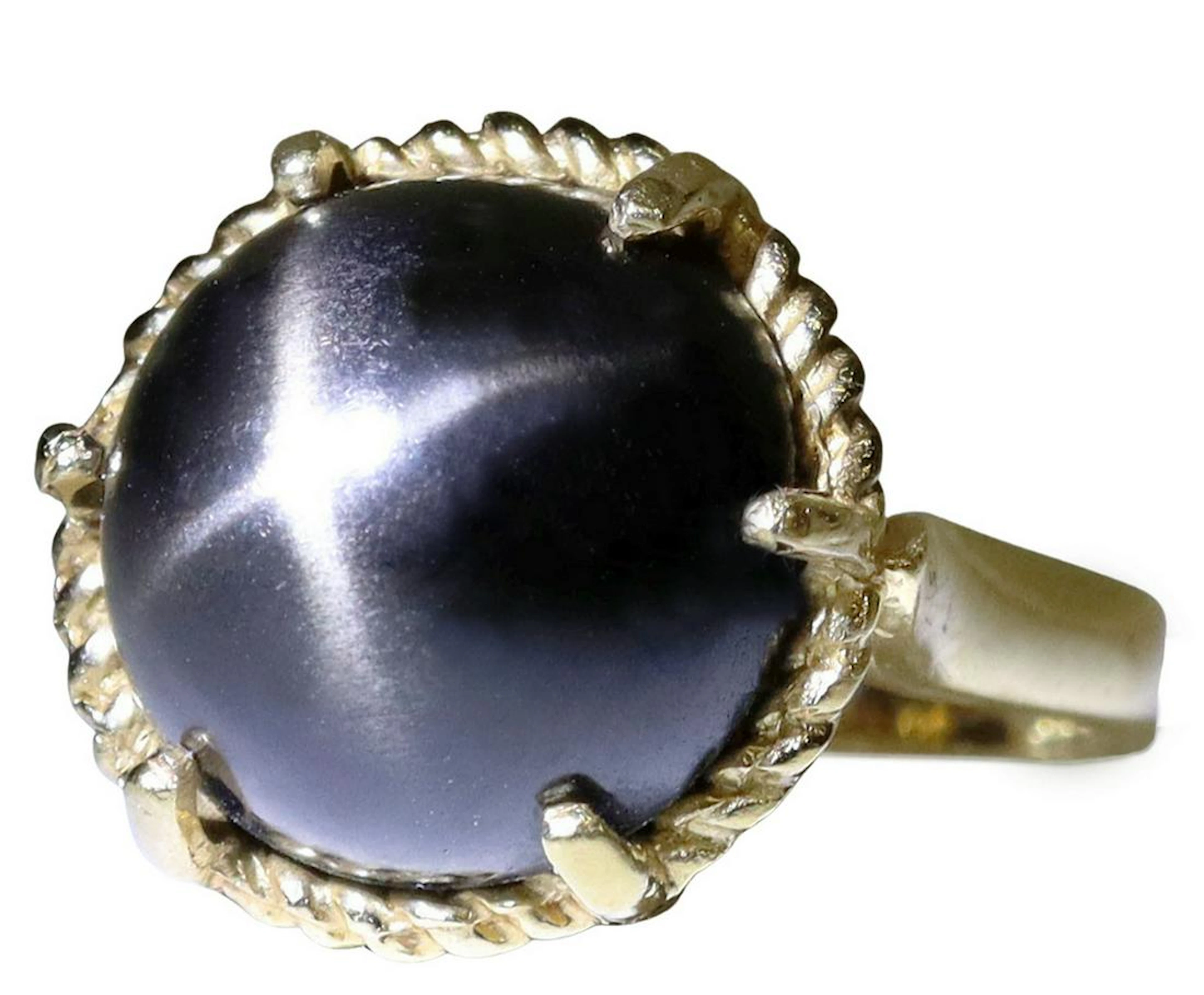 ESTATE 14KT GOLD STAR DIOPSIDE CABOCHON RING
