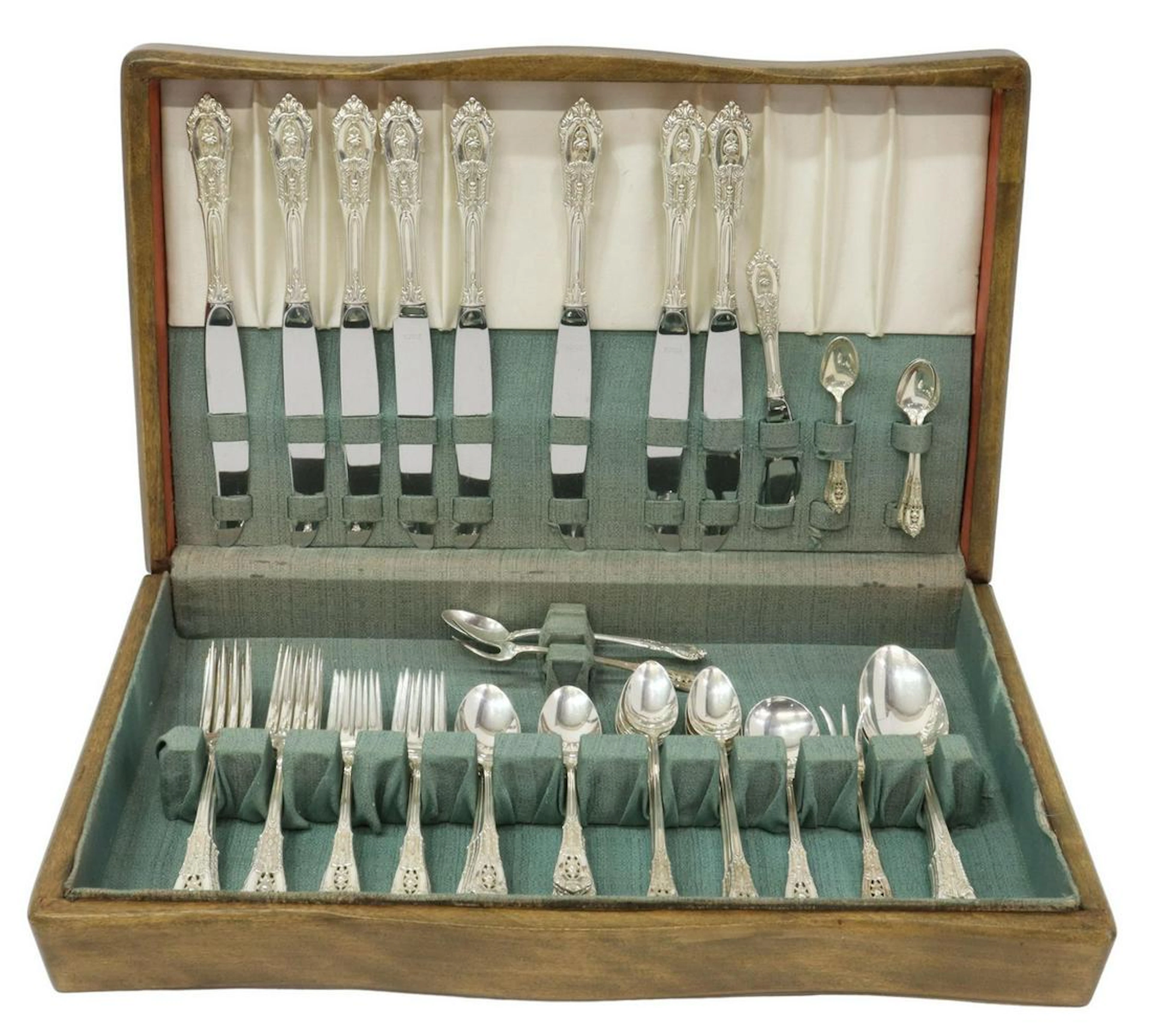 (58) WALLACE 'ROSEPOINT' STERLING FLATWARE SERVICE