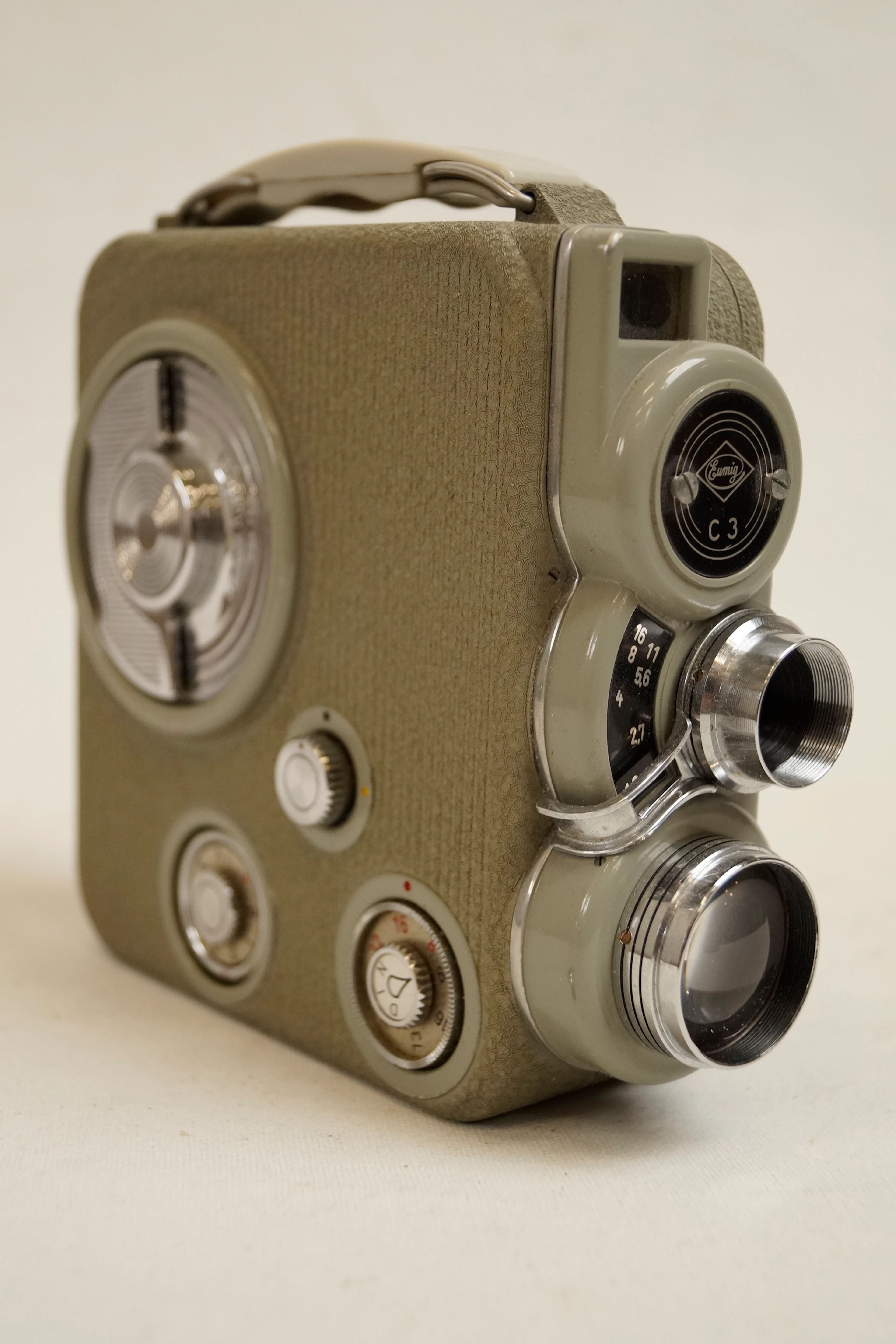 Retro filmkamera Eumig C3. A199