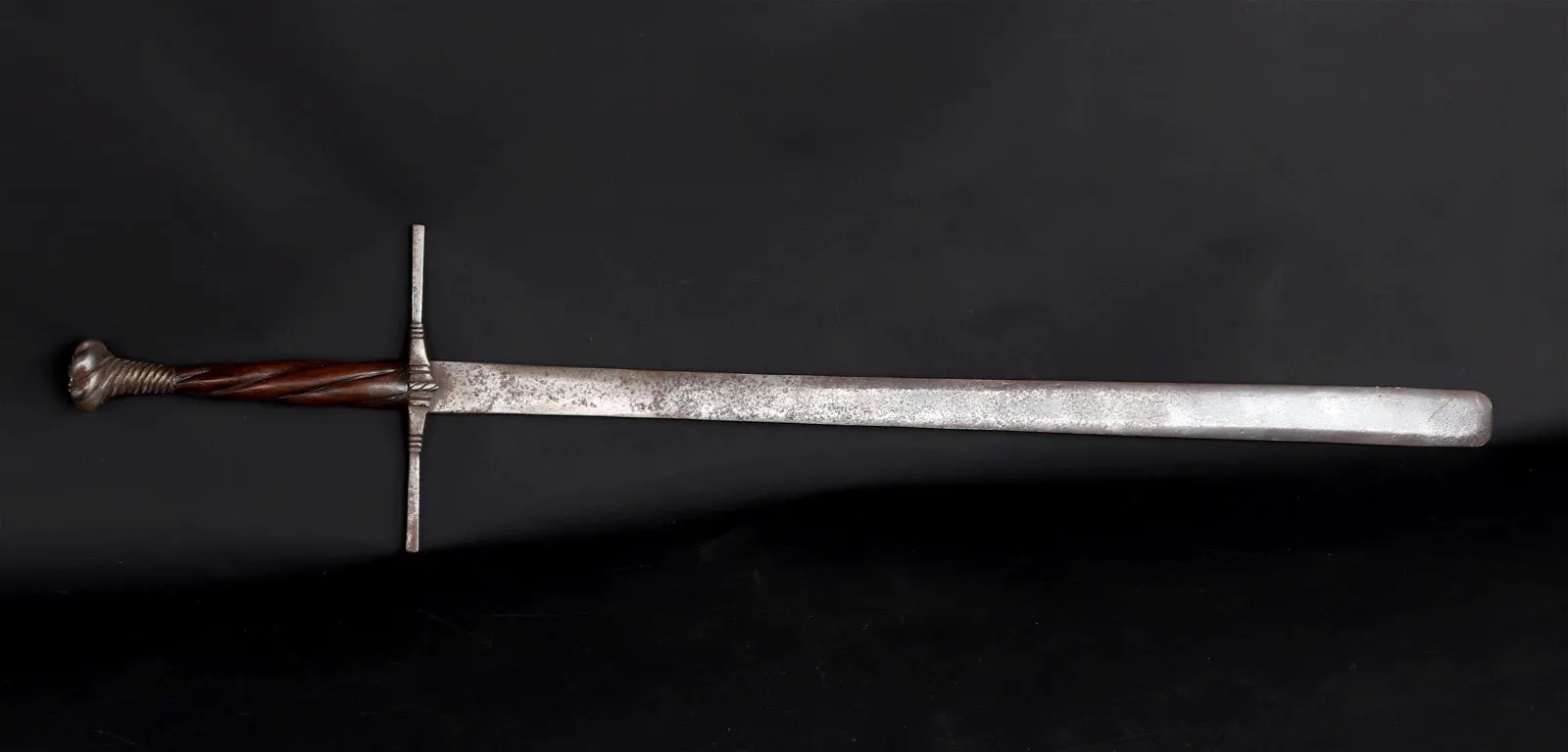 'Justice' or Beheading Sword, 17th C. Style | Barnebys