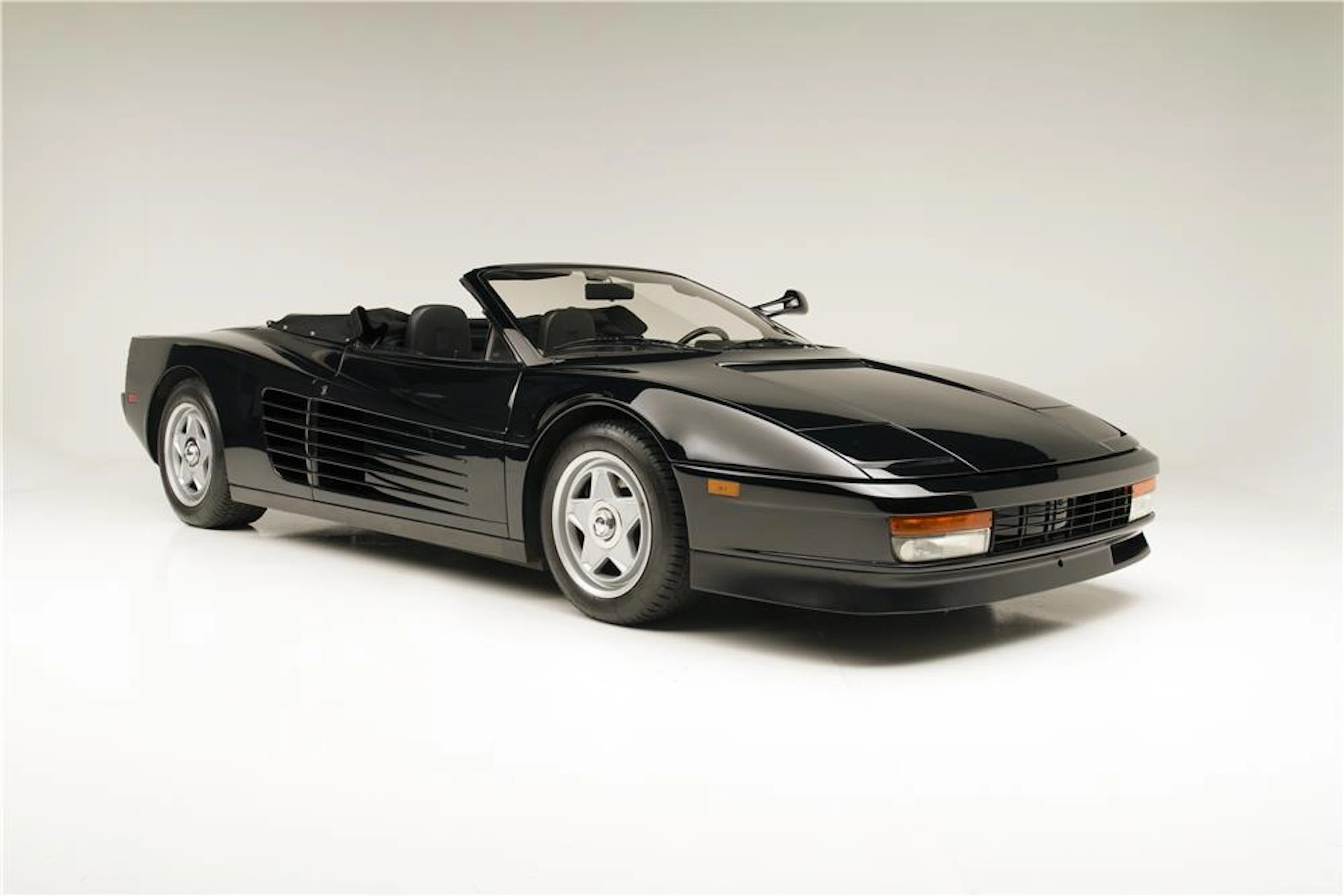 1986 FERRARI TESTAROSSA STRAMAN CONVERTIBLE