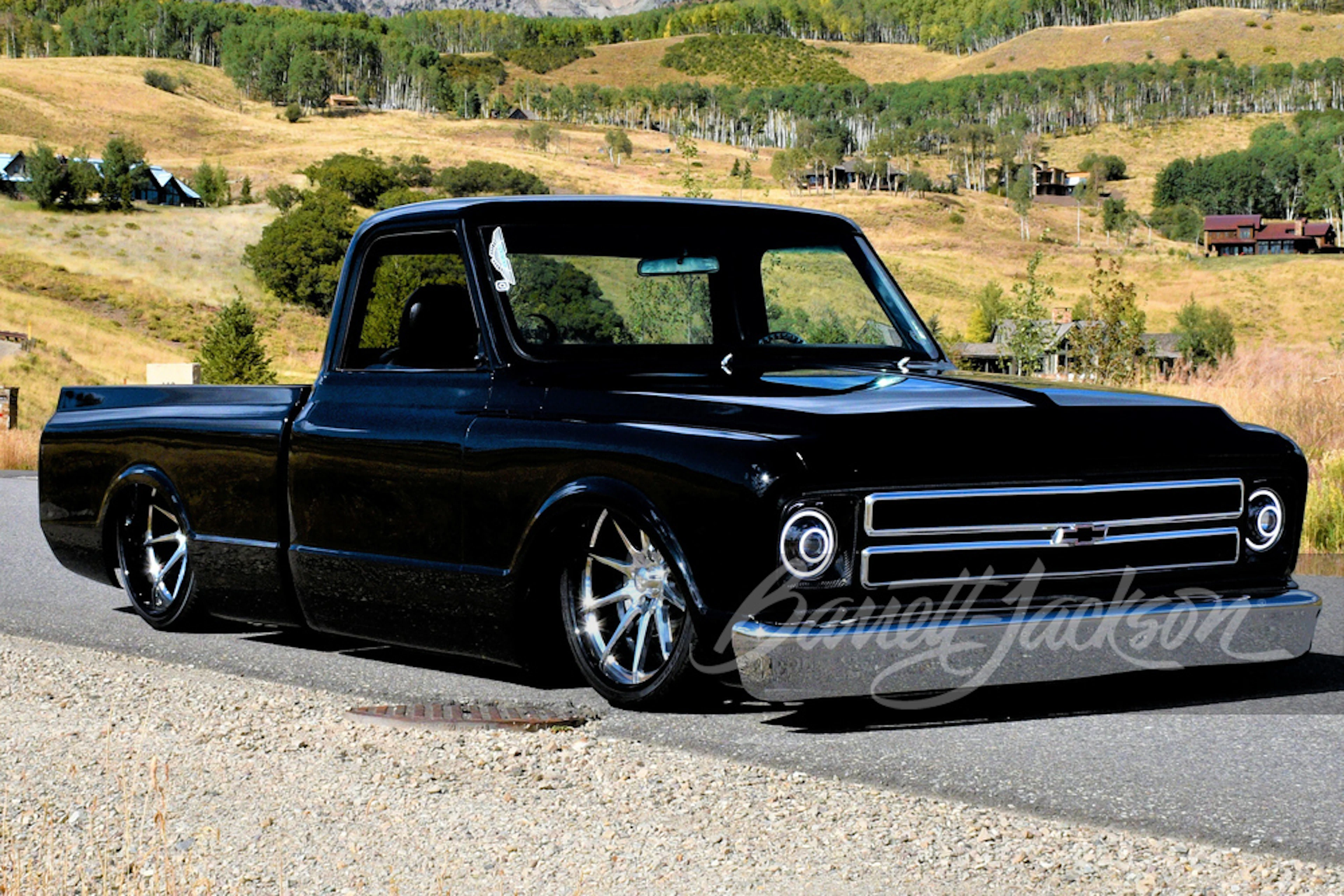 1967 CHEVROLET C10 CUSTOM PICKUP