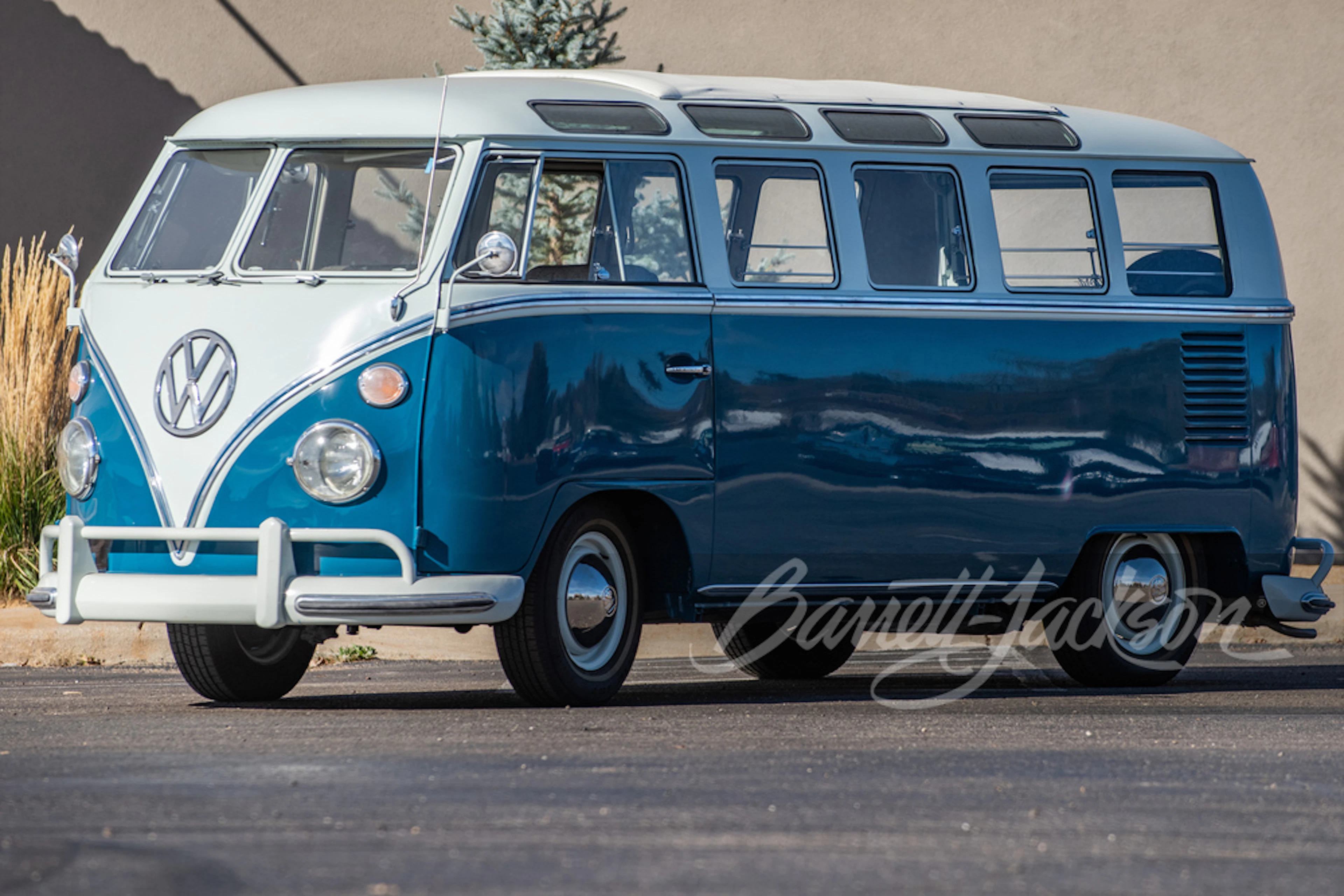 1965 VOLKSWAGEN 21-WINDOW MICROBUS