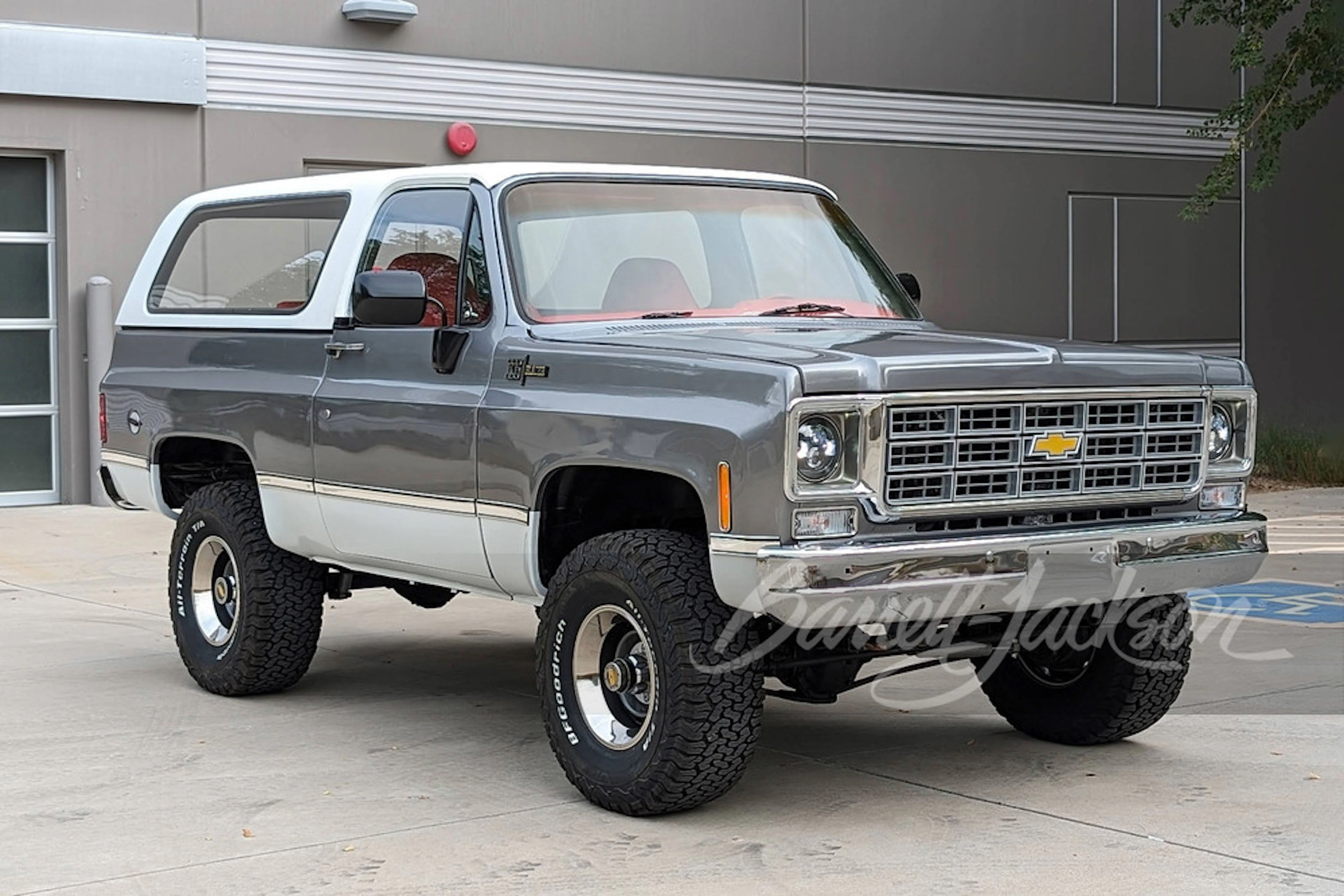 1975 CHEVROLET K5 BLAZER CUSTOM SUV