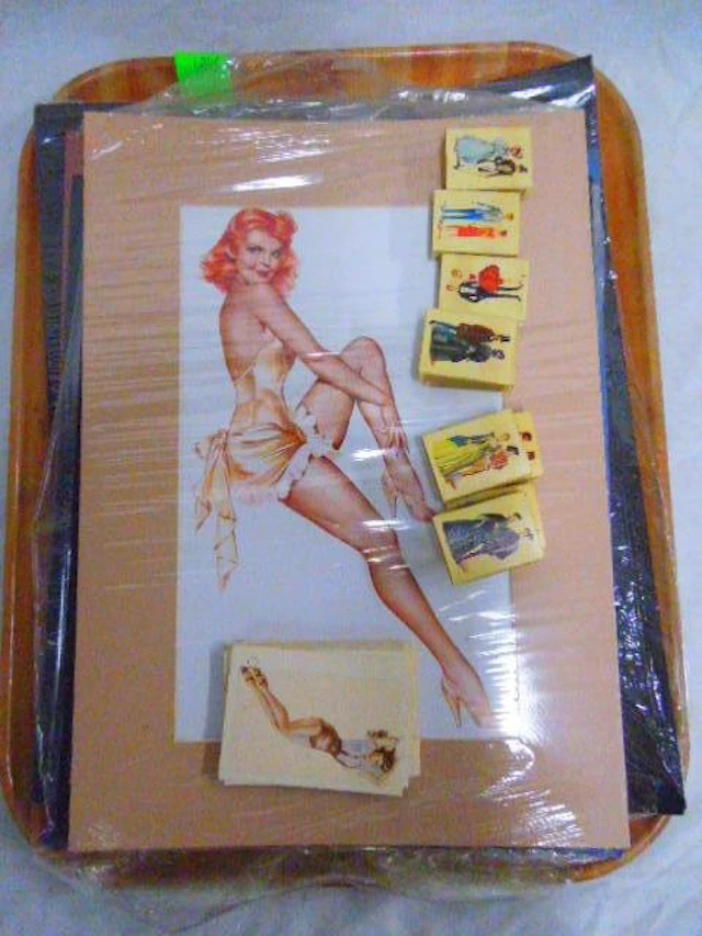 Retro & Modern Pin-up Prints & Cards