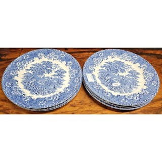 A set of six Churchill Willow pattern Plates along with six ...