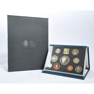 The Royal Mint - 2008 United Kingdom Coinage Royal Shield of...