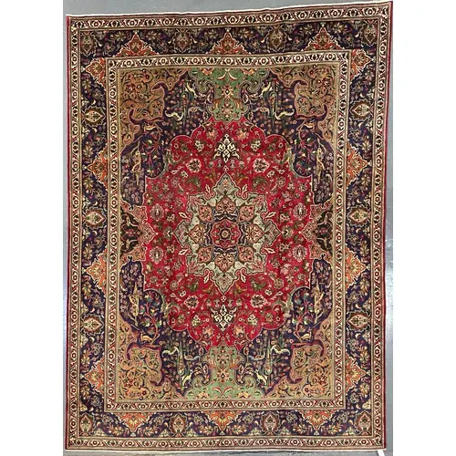 An early 20th century North West Persian Islamic Tabriz floo... | Barnebys