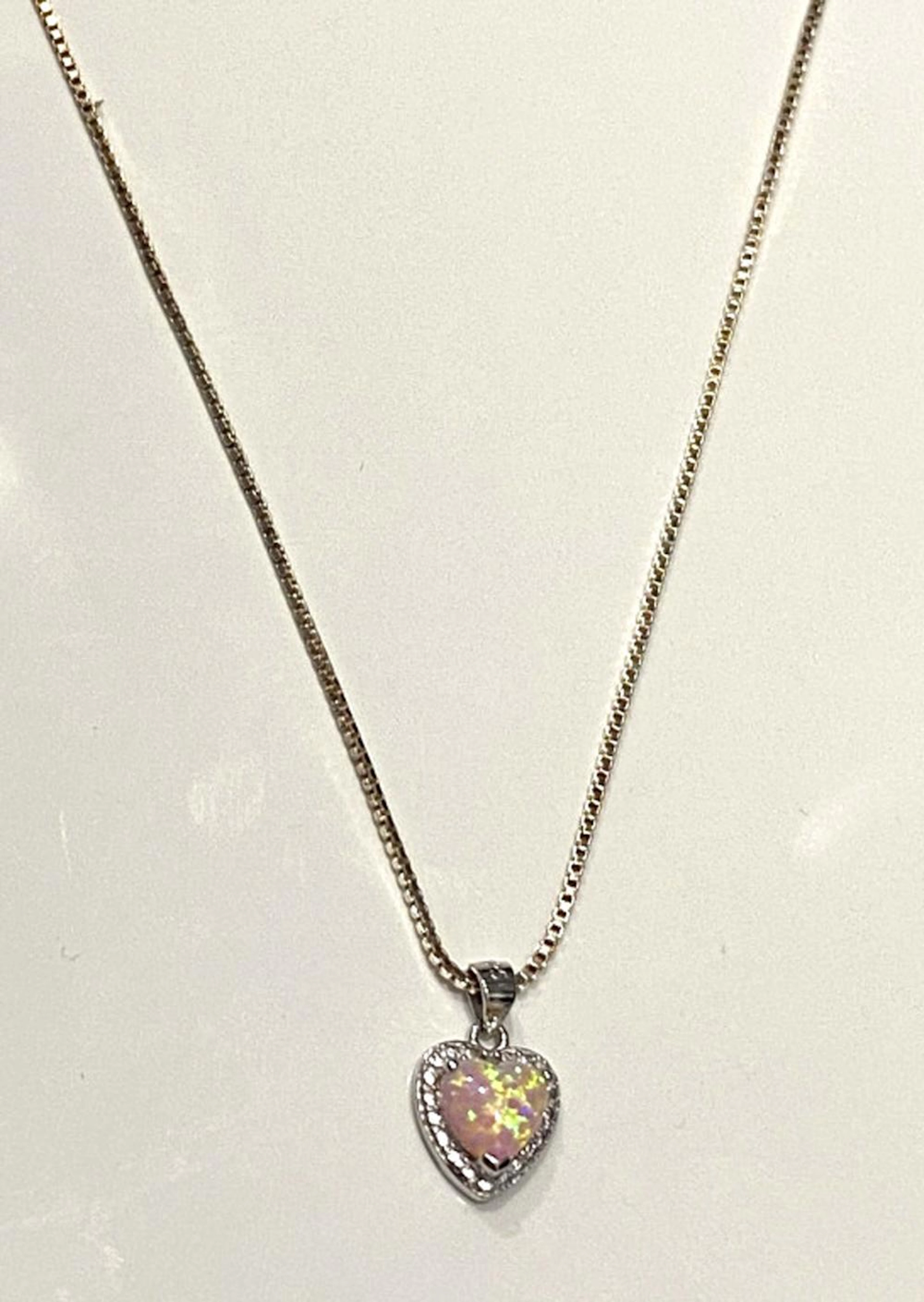 PRETTY FIRE OPAL HEART PENDANT STERLING NECKLACE