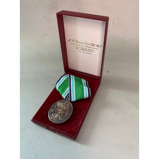 Original HJV medalje af sterlingsølv for 25 års tjeneste med tilhørende æske