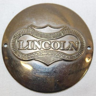 1923 Lincoln Motor Car Co Wheel Center Emblem