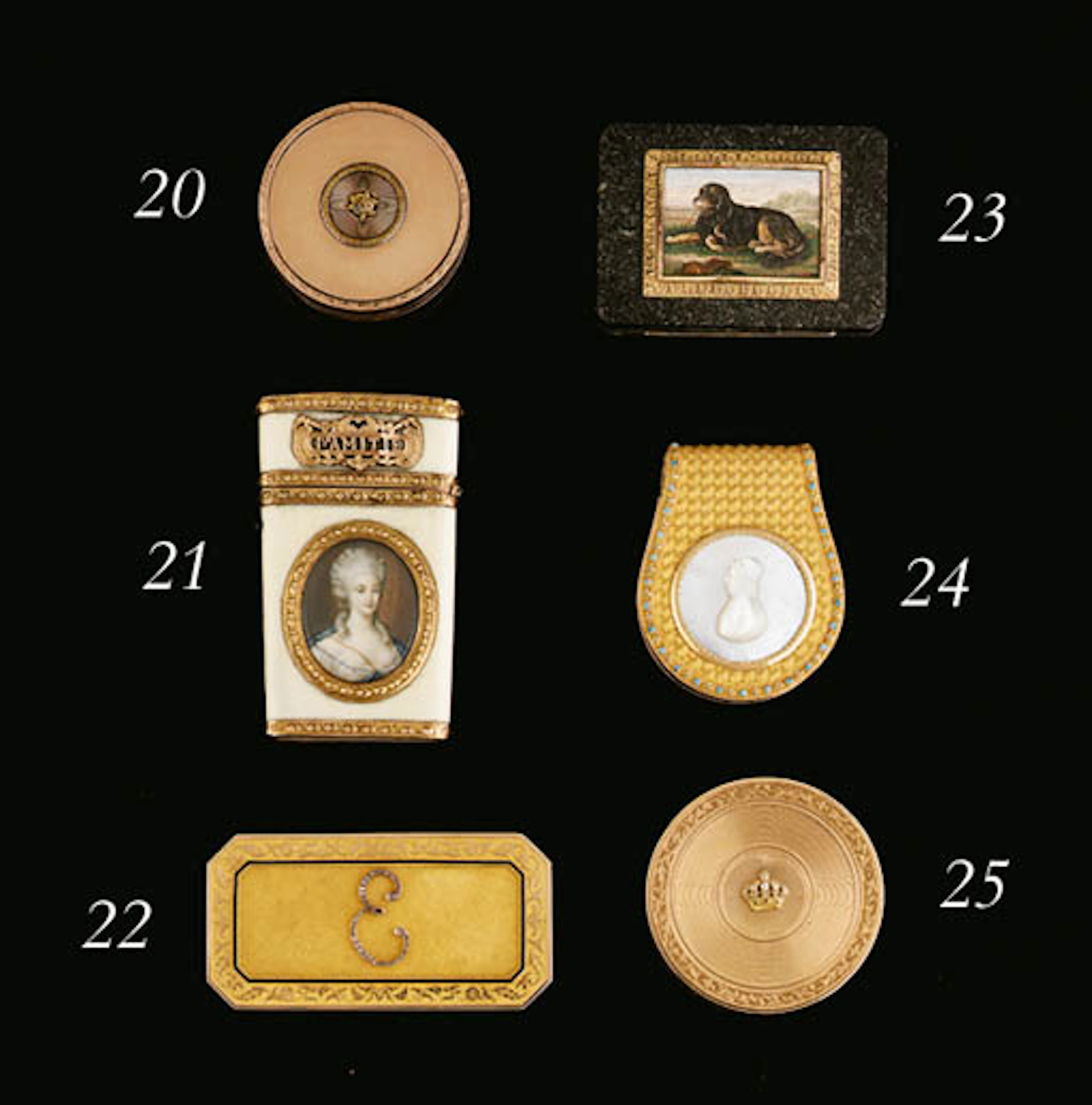 A FRENCH GOLD BONBONNIERE