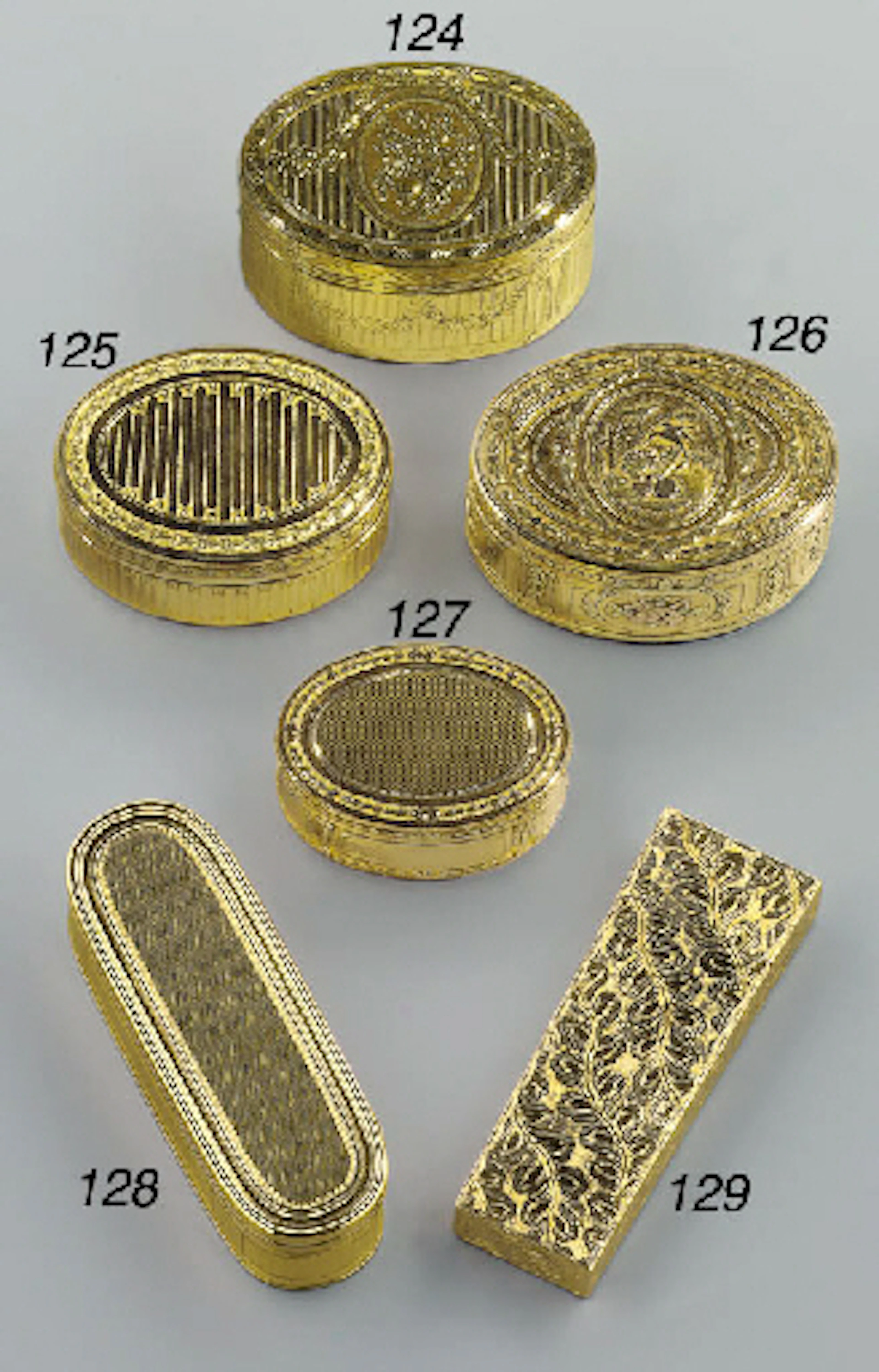 A LOUIS XVI THREE-COLOUR GOLD SNUFF-BOX