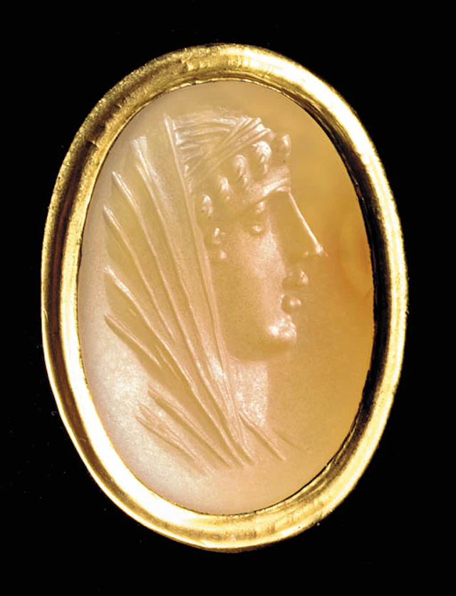 A GREEK CHALCEDONY RINGSTONE PORTRAIT