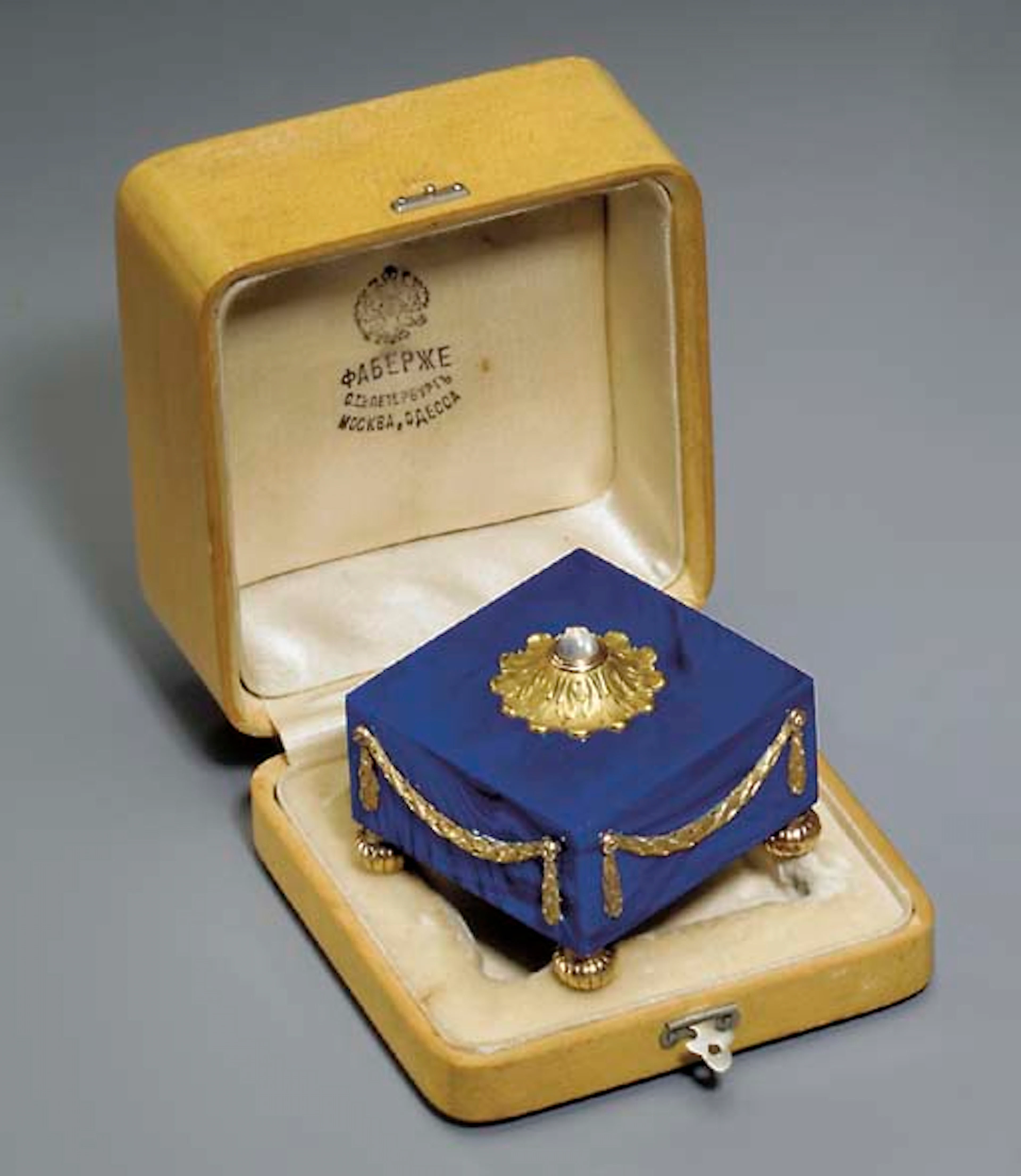 A jewelled two-colour gold mounted dyed blue jasper bell-push