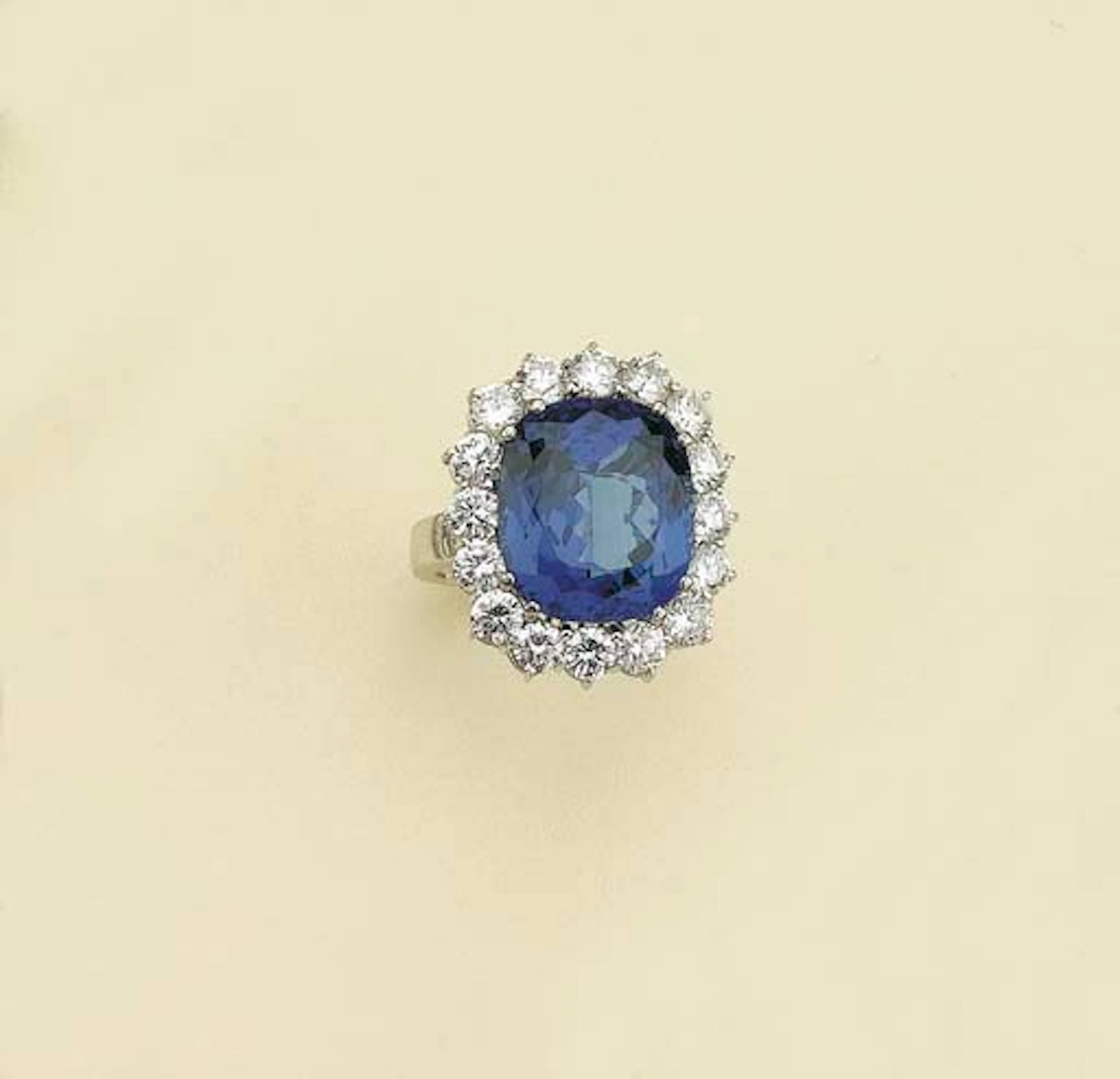 Anello in oro, tanzanite e diamanti