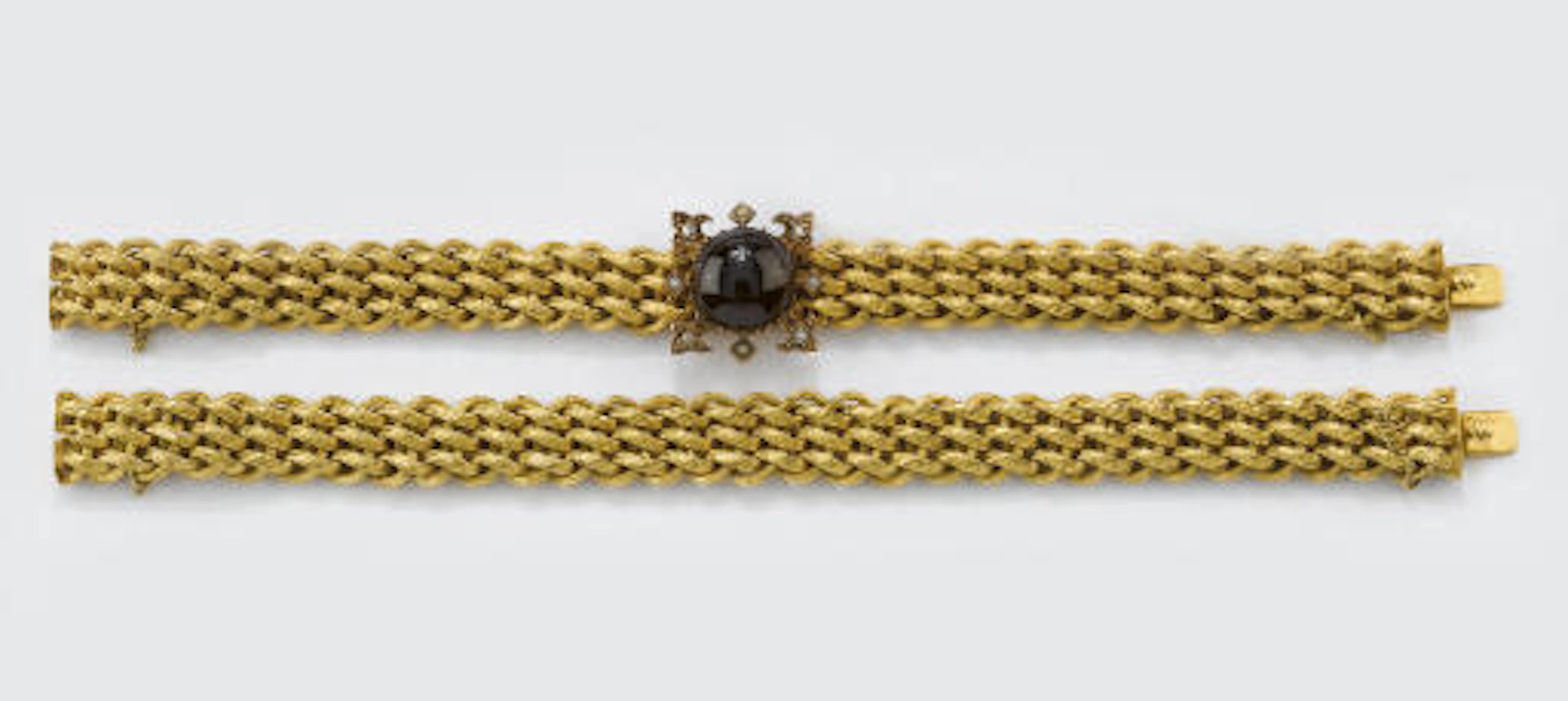 Coppia Di Antichi Bracciali