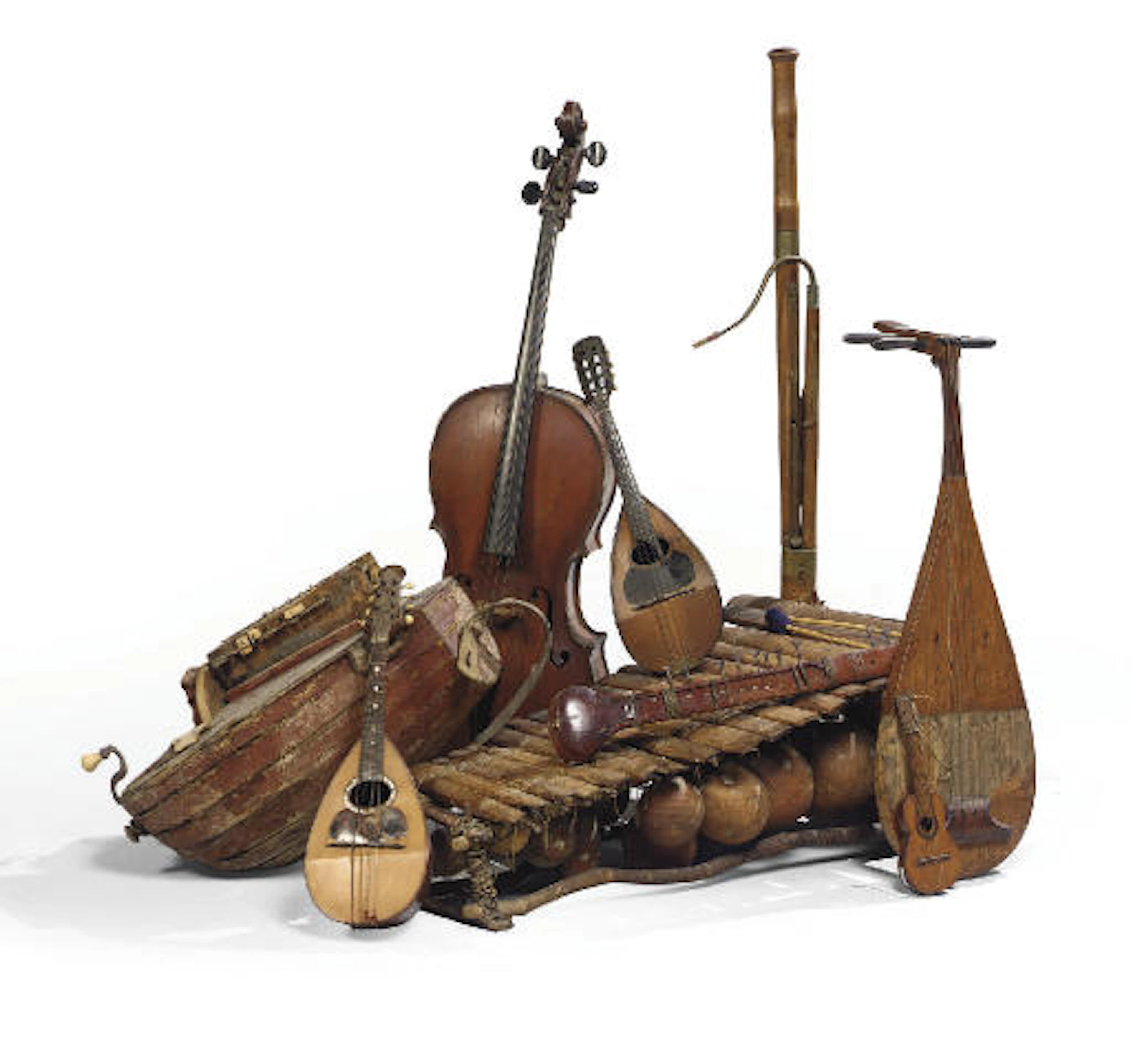 LOT D'INSTRUMENTS DE MUSIQUE