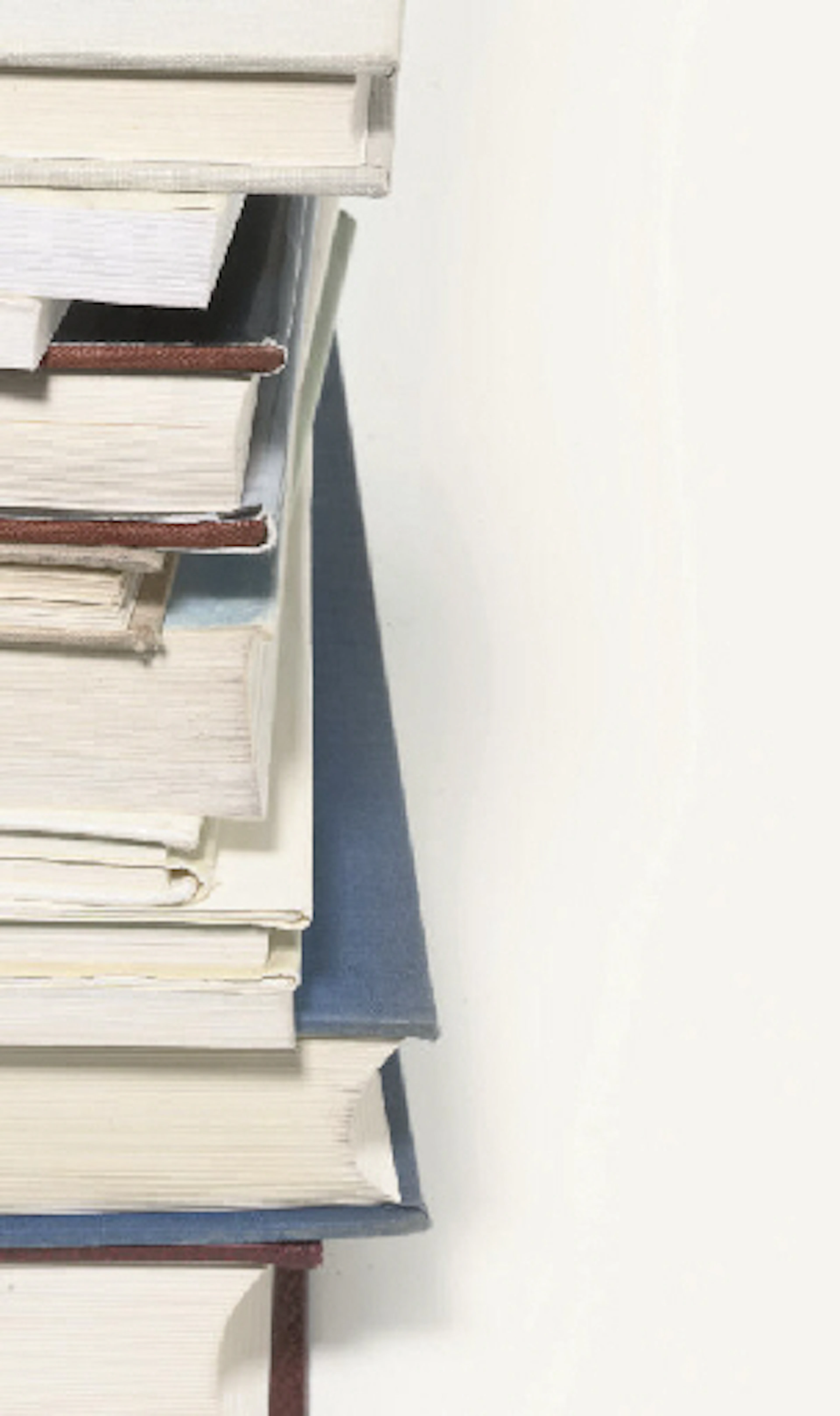 A COLLECTION OF TWENTY-SIX EUROPEAN CERAMIC REFERENCE BOOKS AND CATALOGUES