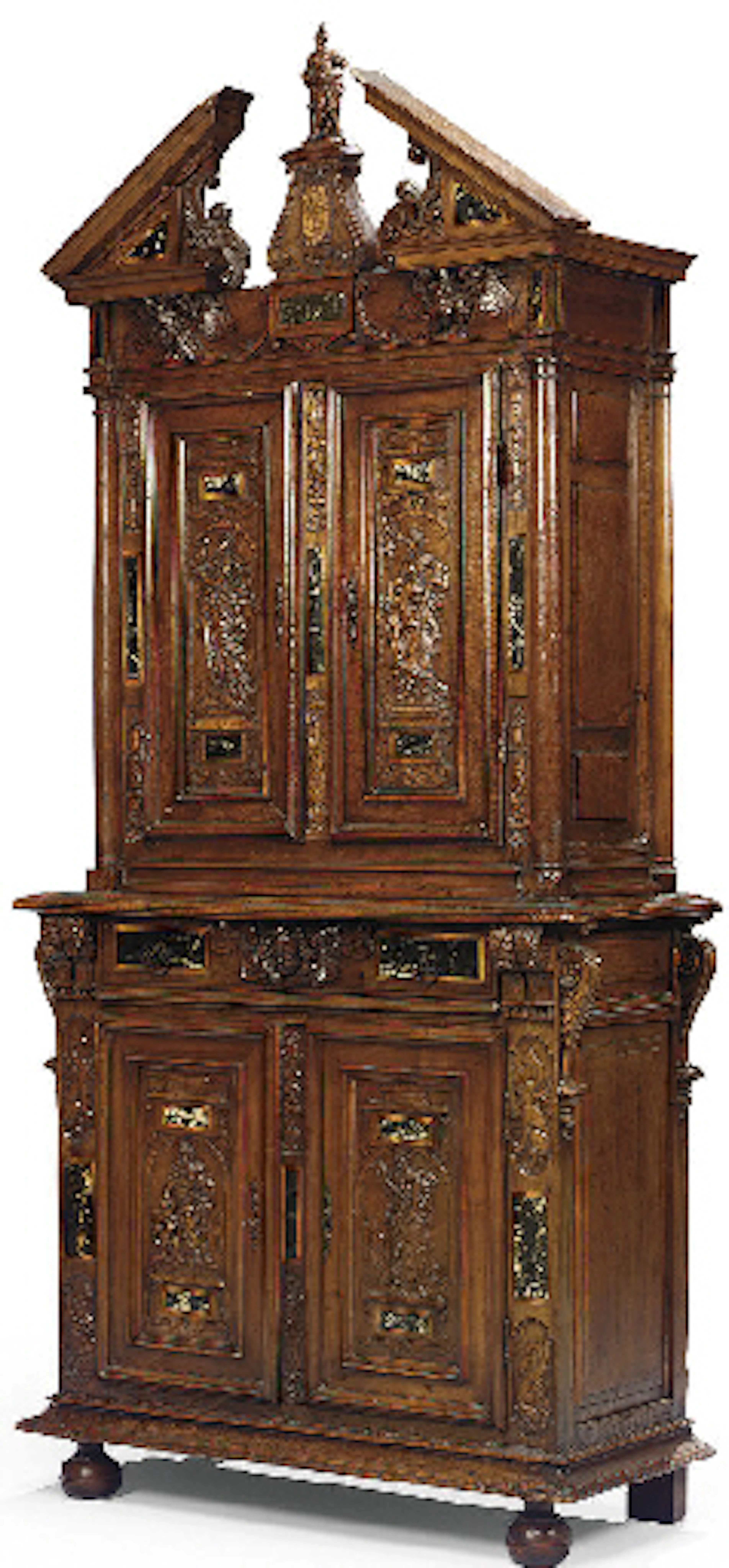 MEUBLE A DEUX CORPS DE STYLE RENAISSANCE