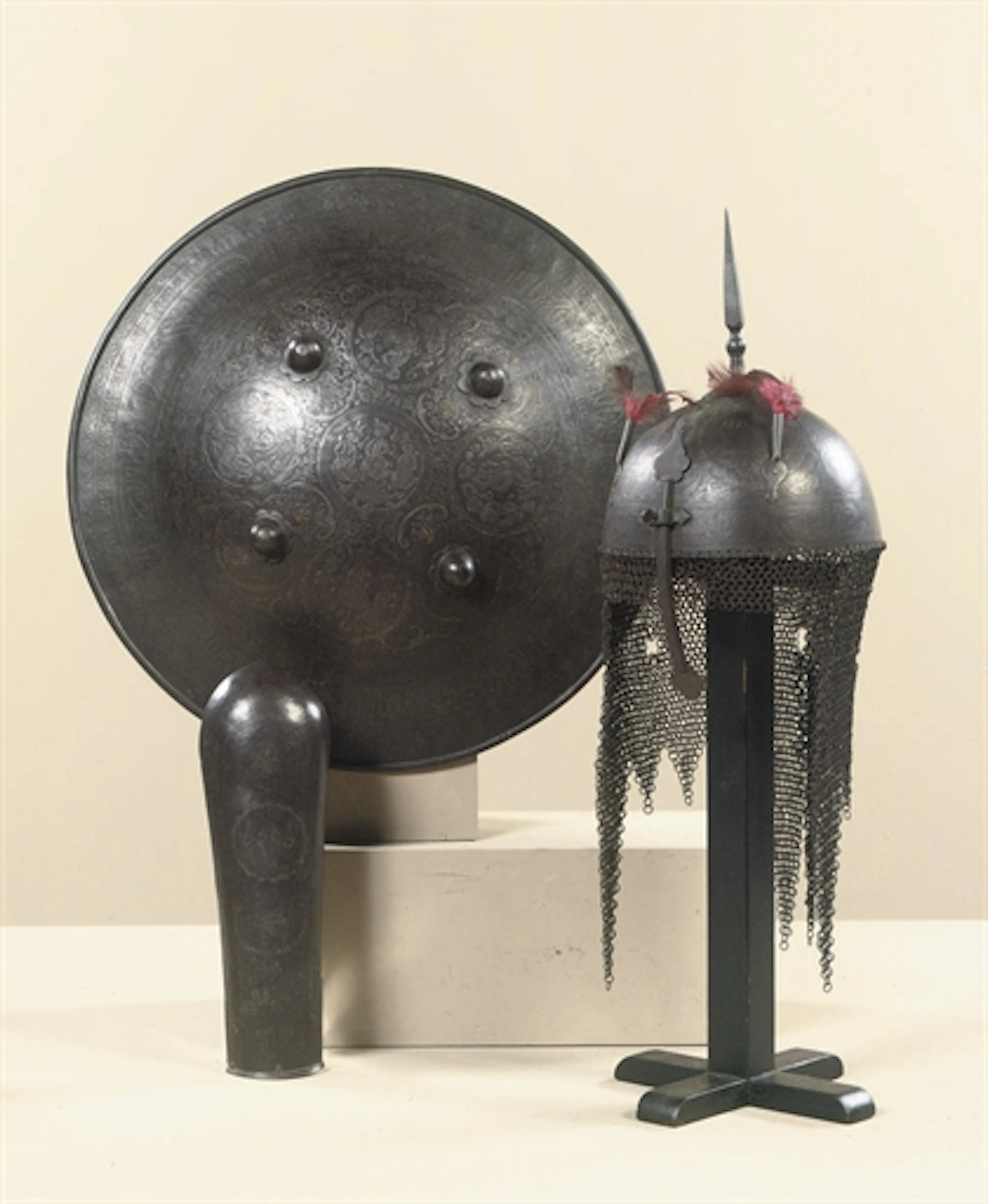 A SET OF PERSIAN (QUAJAR) PARADE ARMOUR