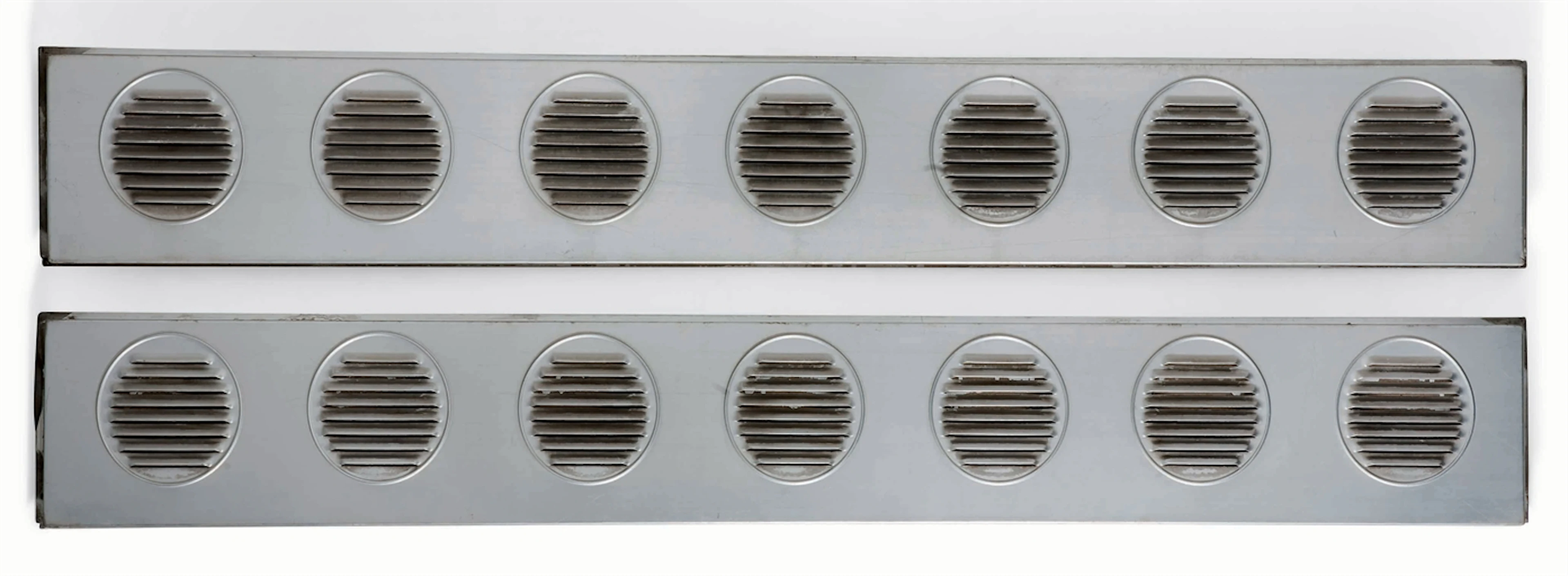 PAIRE D'AERATEURS A VOLETS, 1956