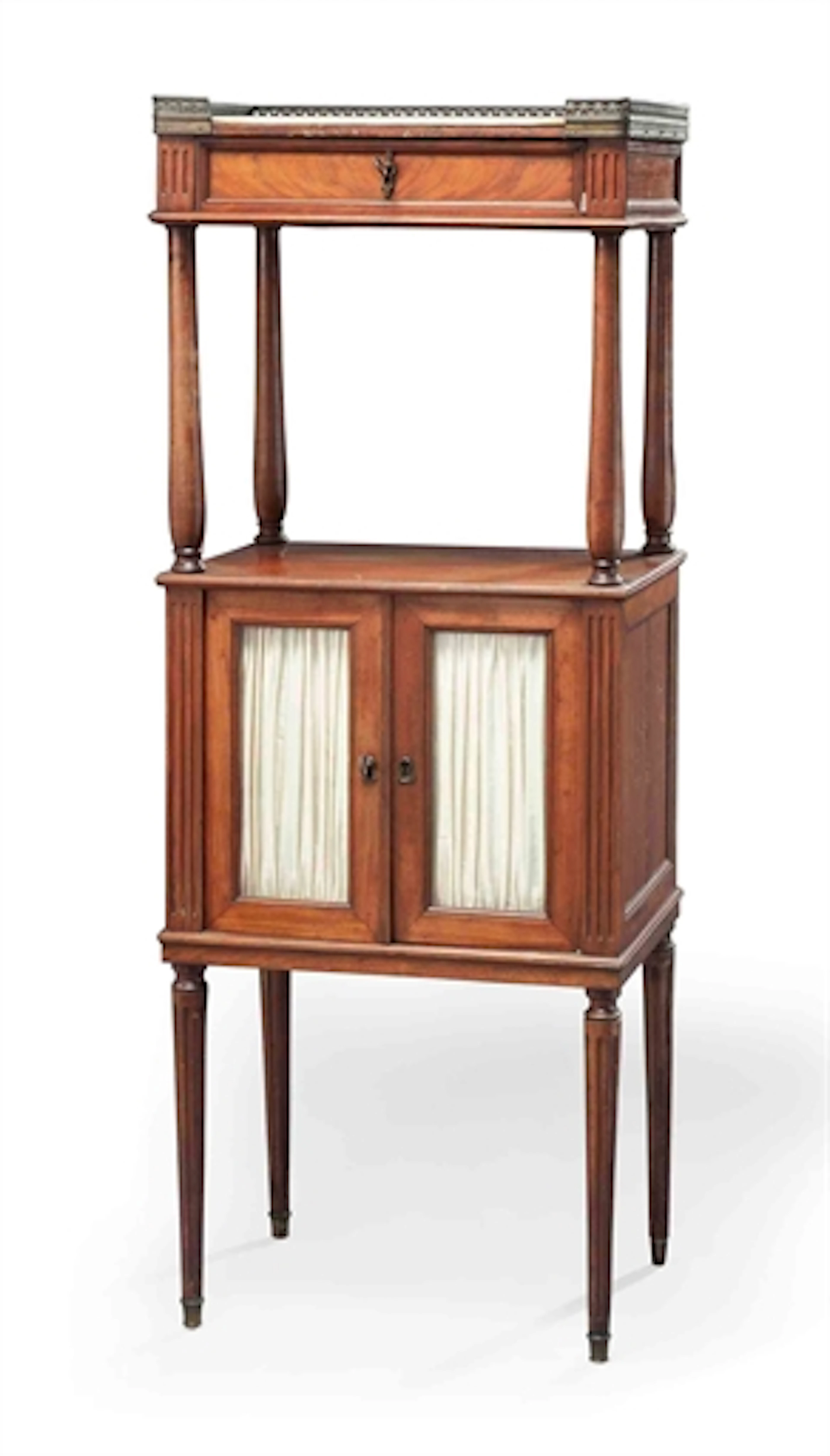 MEUBLE DE TOILETTE DE STYLE NEOCLASSIQUE