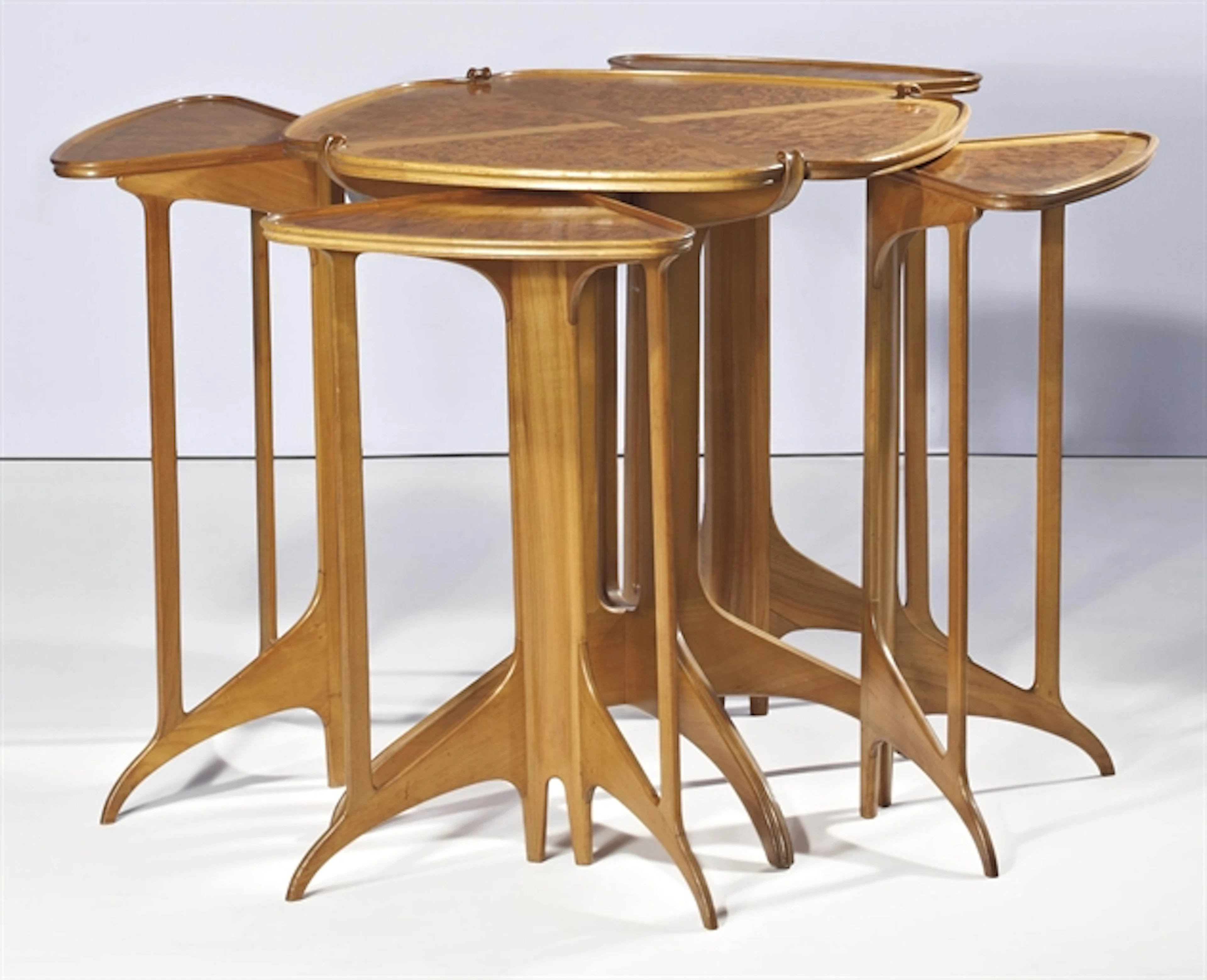 TABLE TRÈFLE, 1913