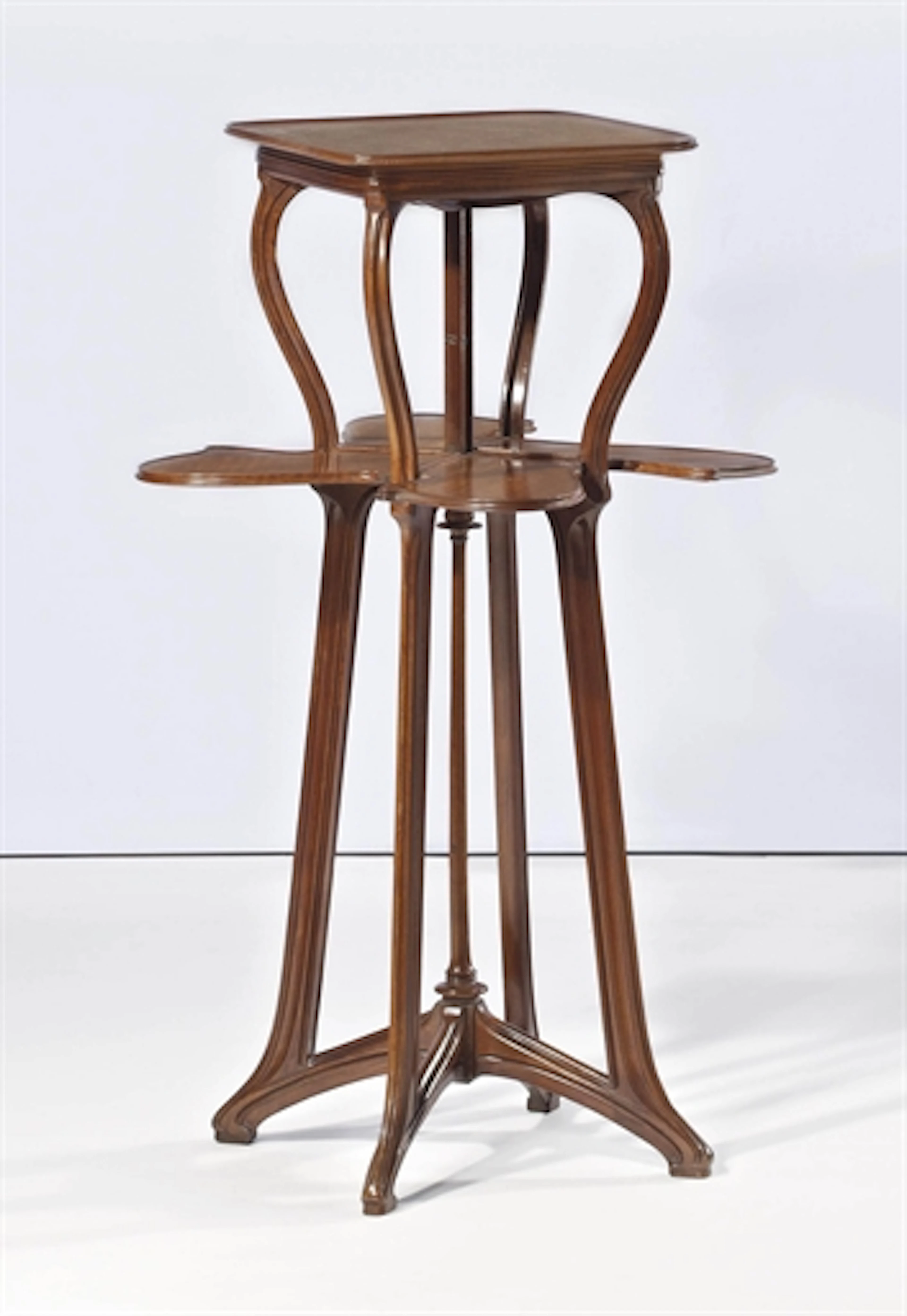 TABLE À THÉ, 1902