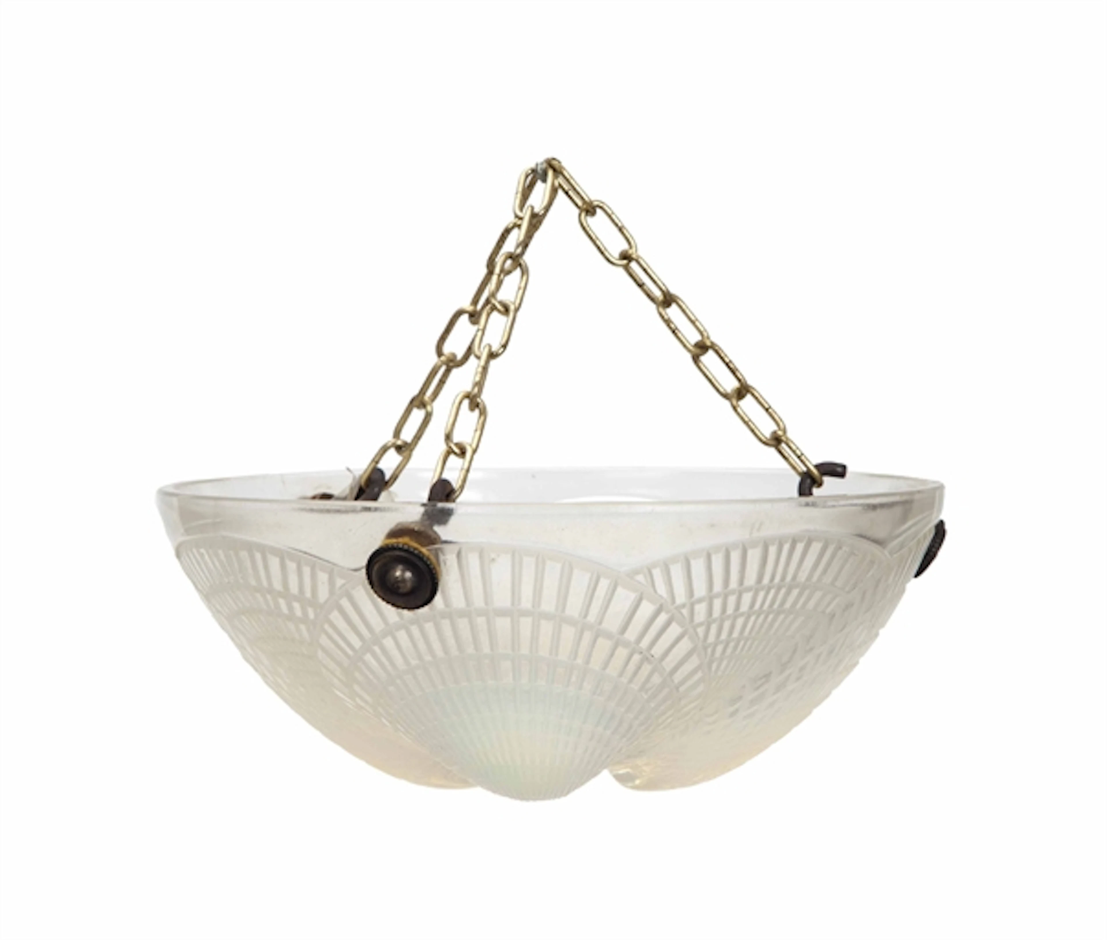 A SMALL FRENCH SHELL-FORM OPALESCENT GLASS HANGING CHANDELIER,