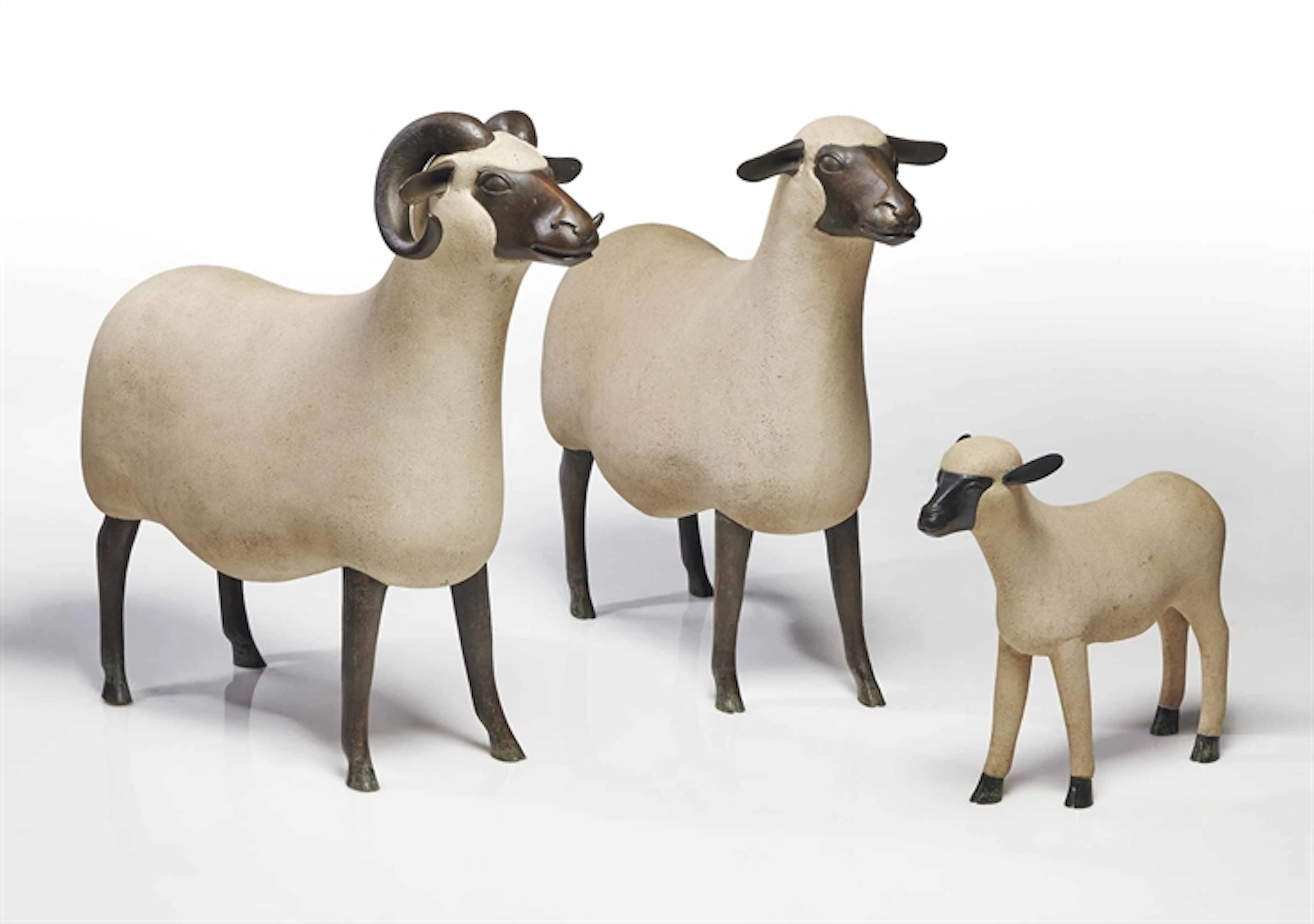 'NOUVEAUX MOUTONS', TROUPEAU COMPRENANT UN 'BÉLIER', UNE 'BREBIS' ET UN 'AGNEAU', ÉDITIONS DE 1995 ET 1997