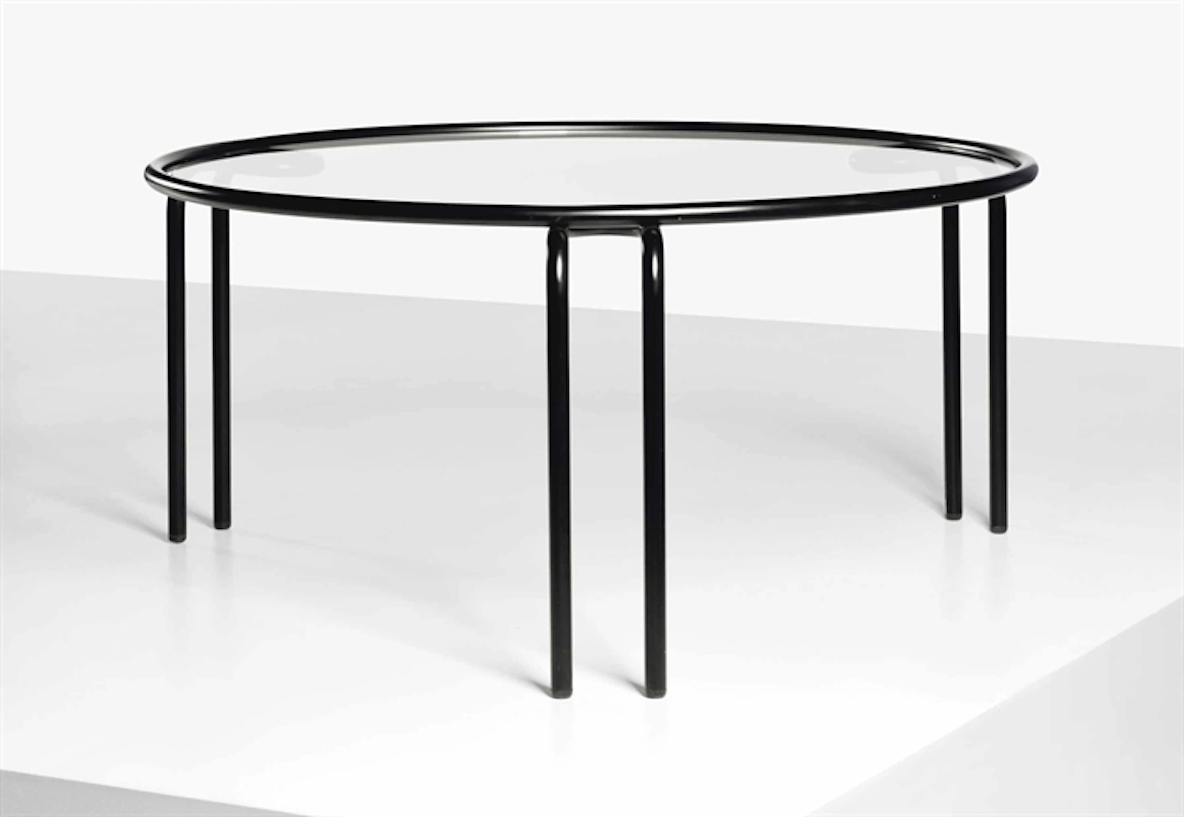 '01 TABLE', LE MODÈLE CRÉÉ EN 1979, PREMIÈRE PRODUCTION, RÉALISÉE PAR ISHIMARU CO. LTD.