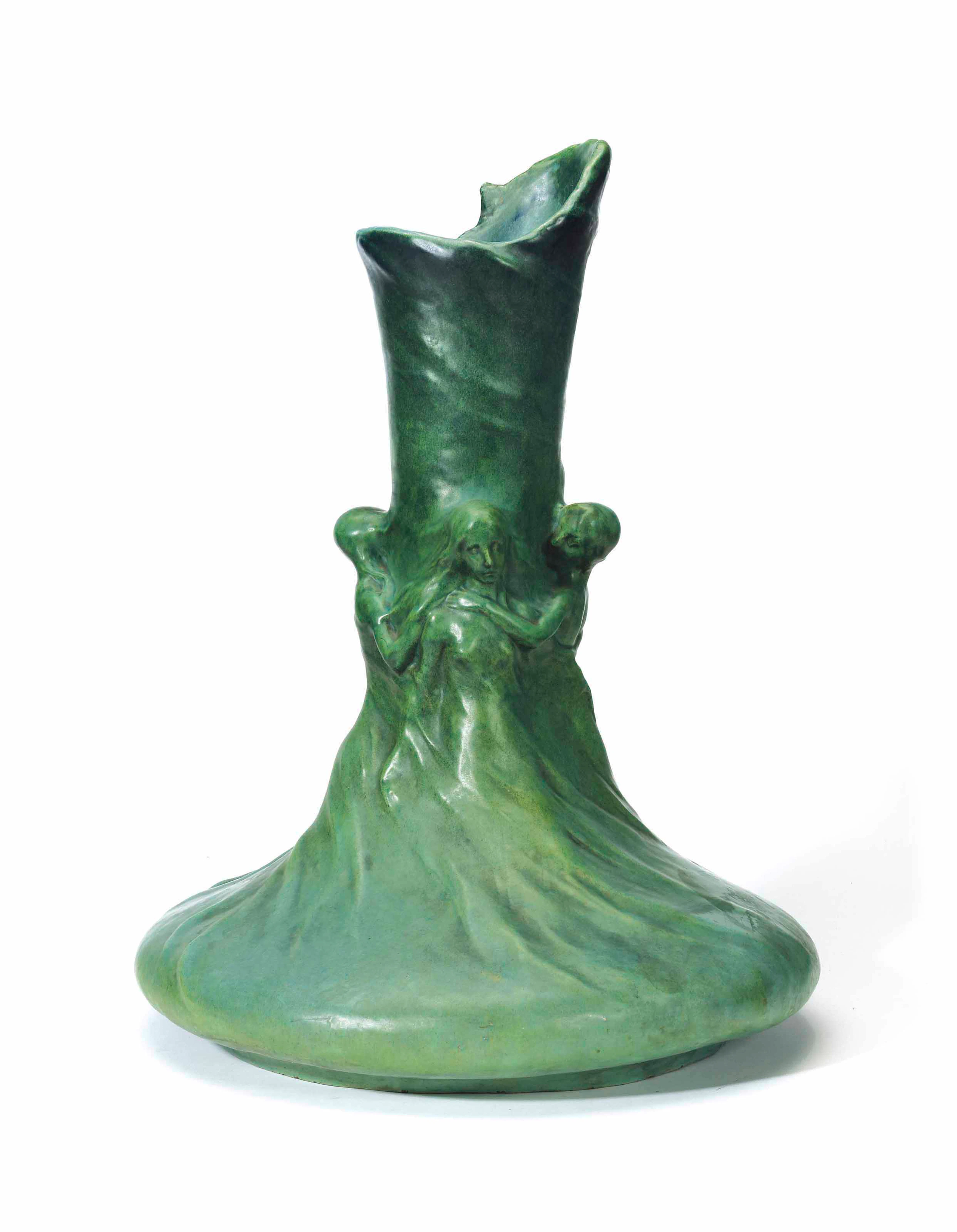 VASE LA RONDE SOUS LA LUNE, VERS 1918