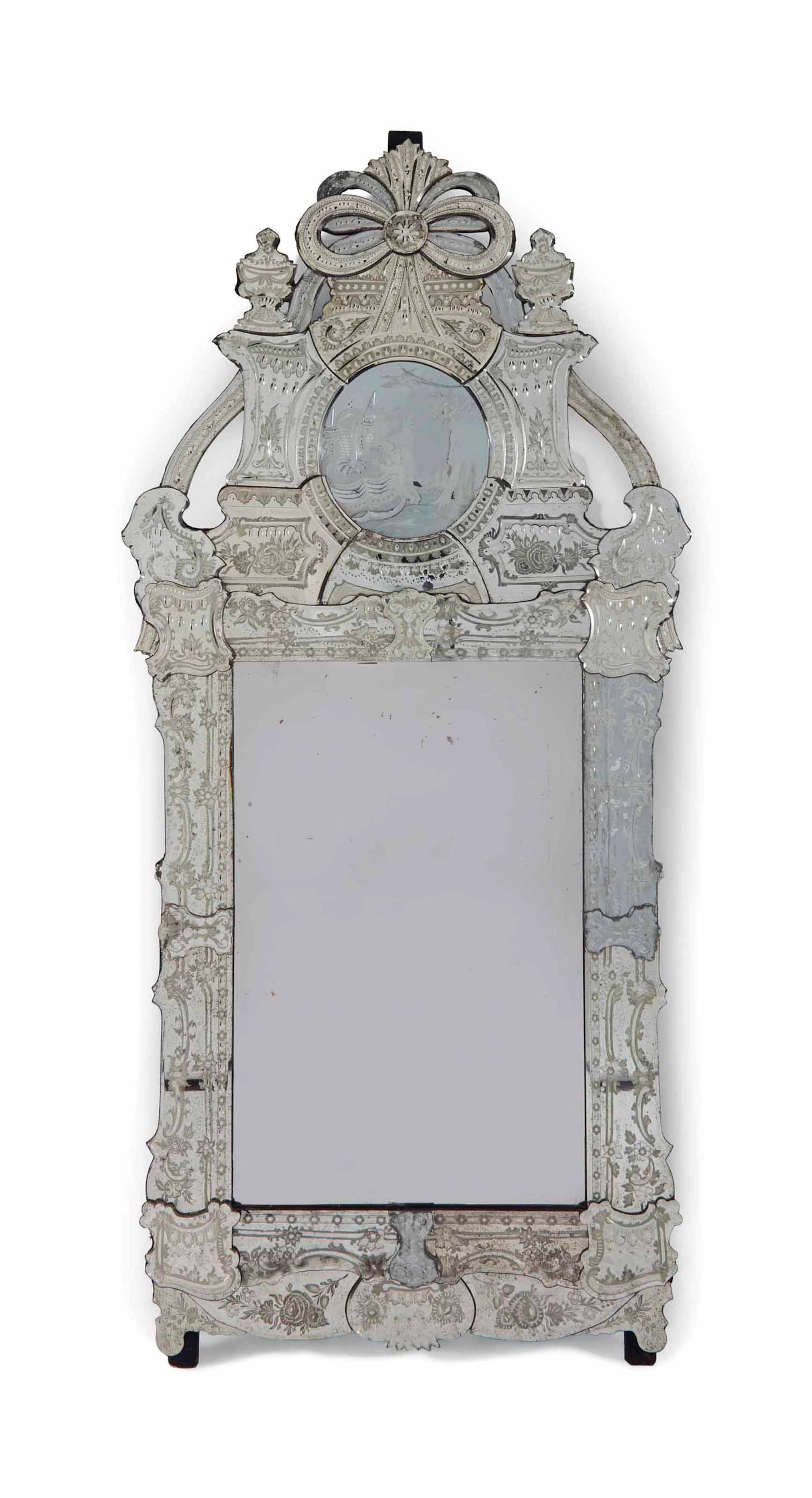 MIROIR DE STYLE VENITIEN XXE SIECLE