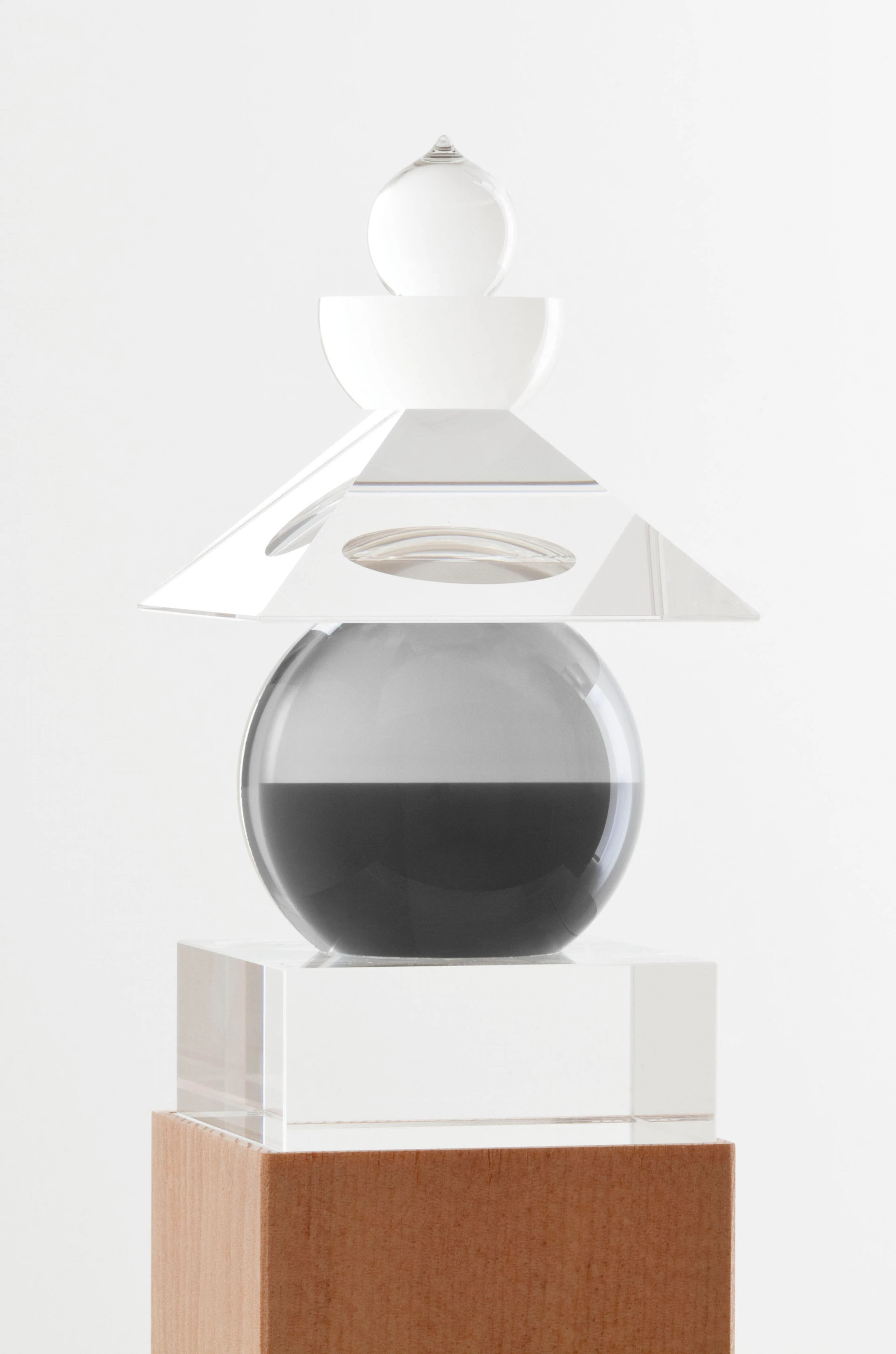 HIROSHI SUGIMOTO (NÉ EN 1948) Five elements : Bass Strait, Ta...