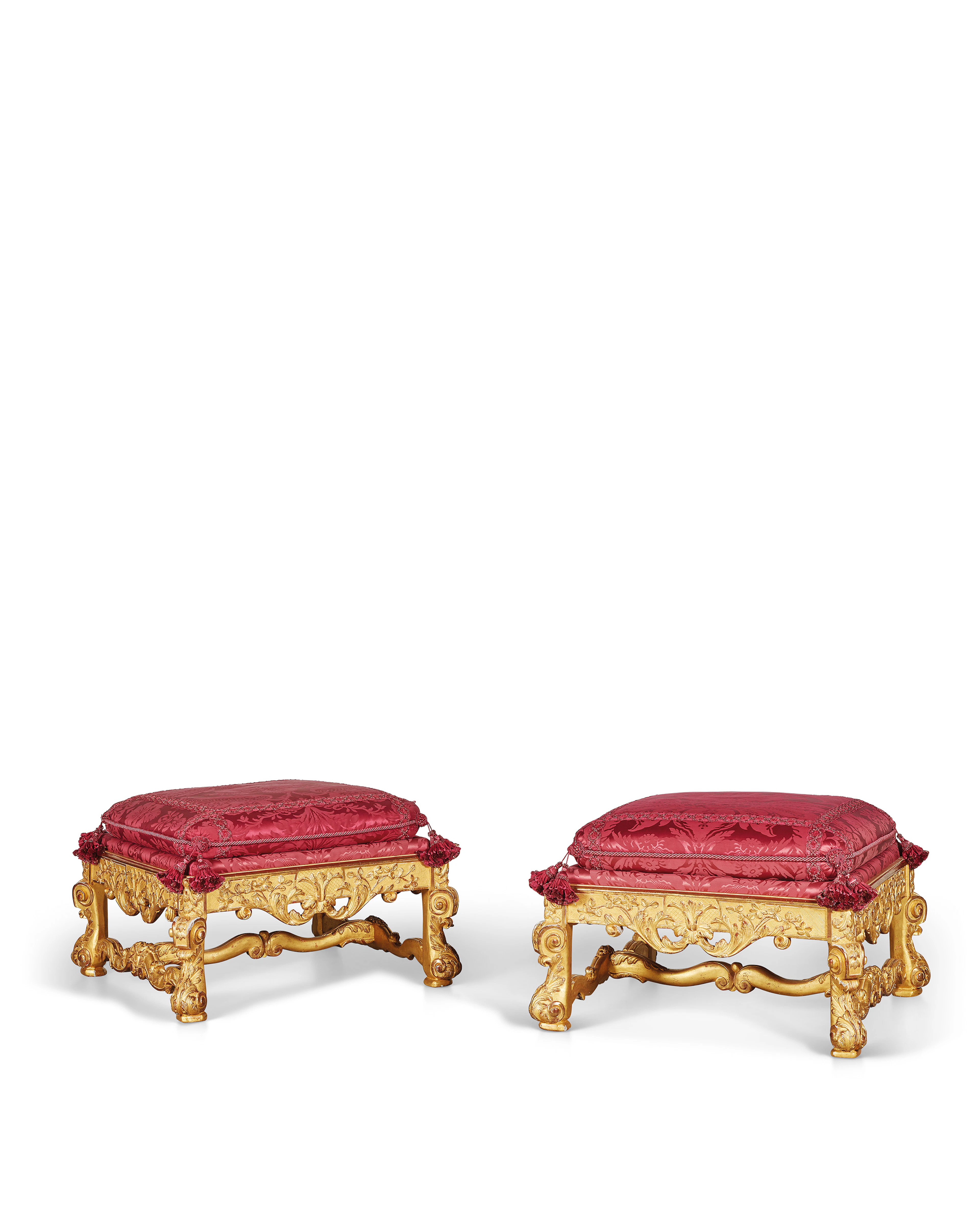 PAIRE DE TABOURETS DE STYLE LOUIS XIV