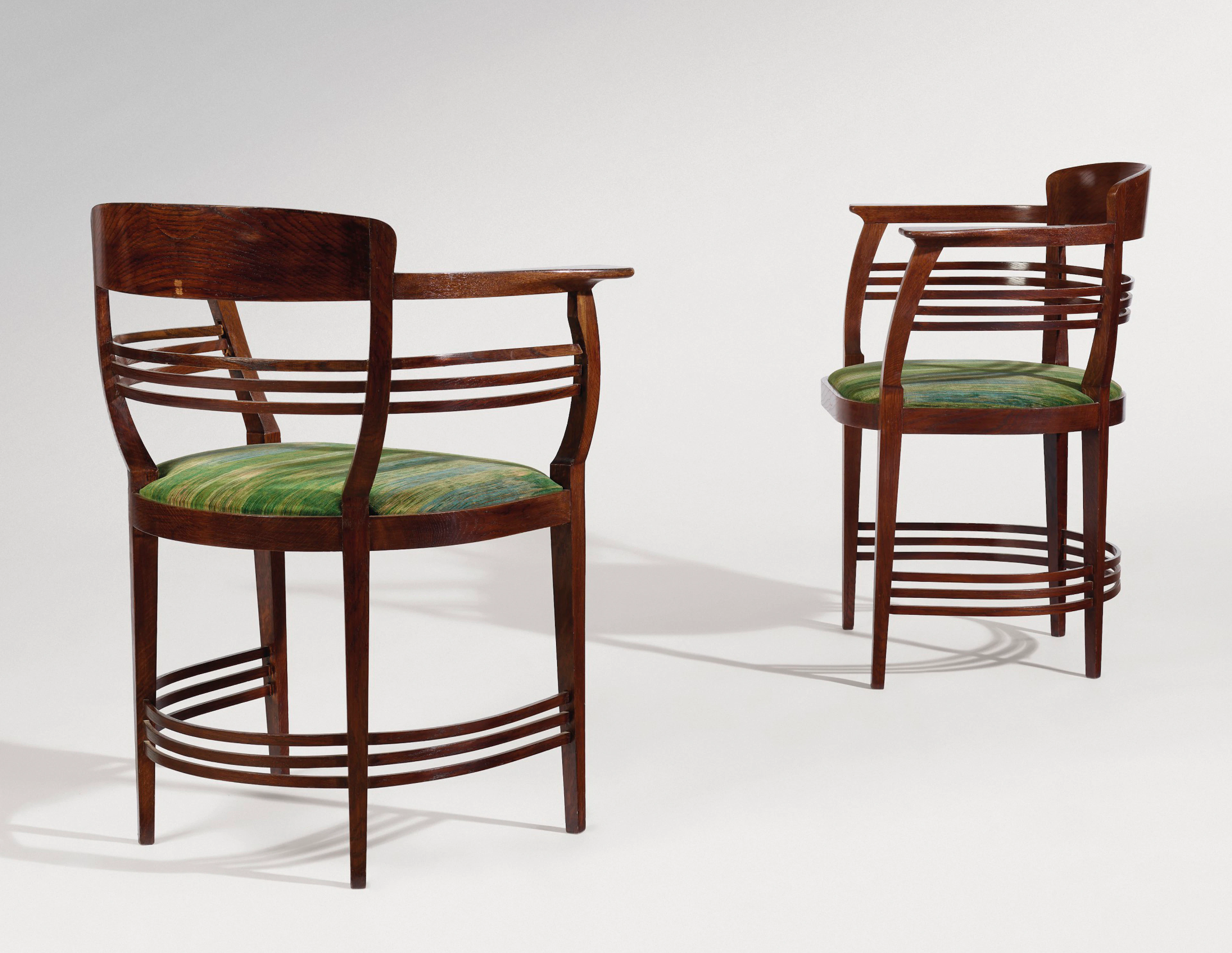 PAIR OF ARMCHAIRS, CIRCA 1899