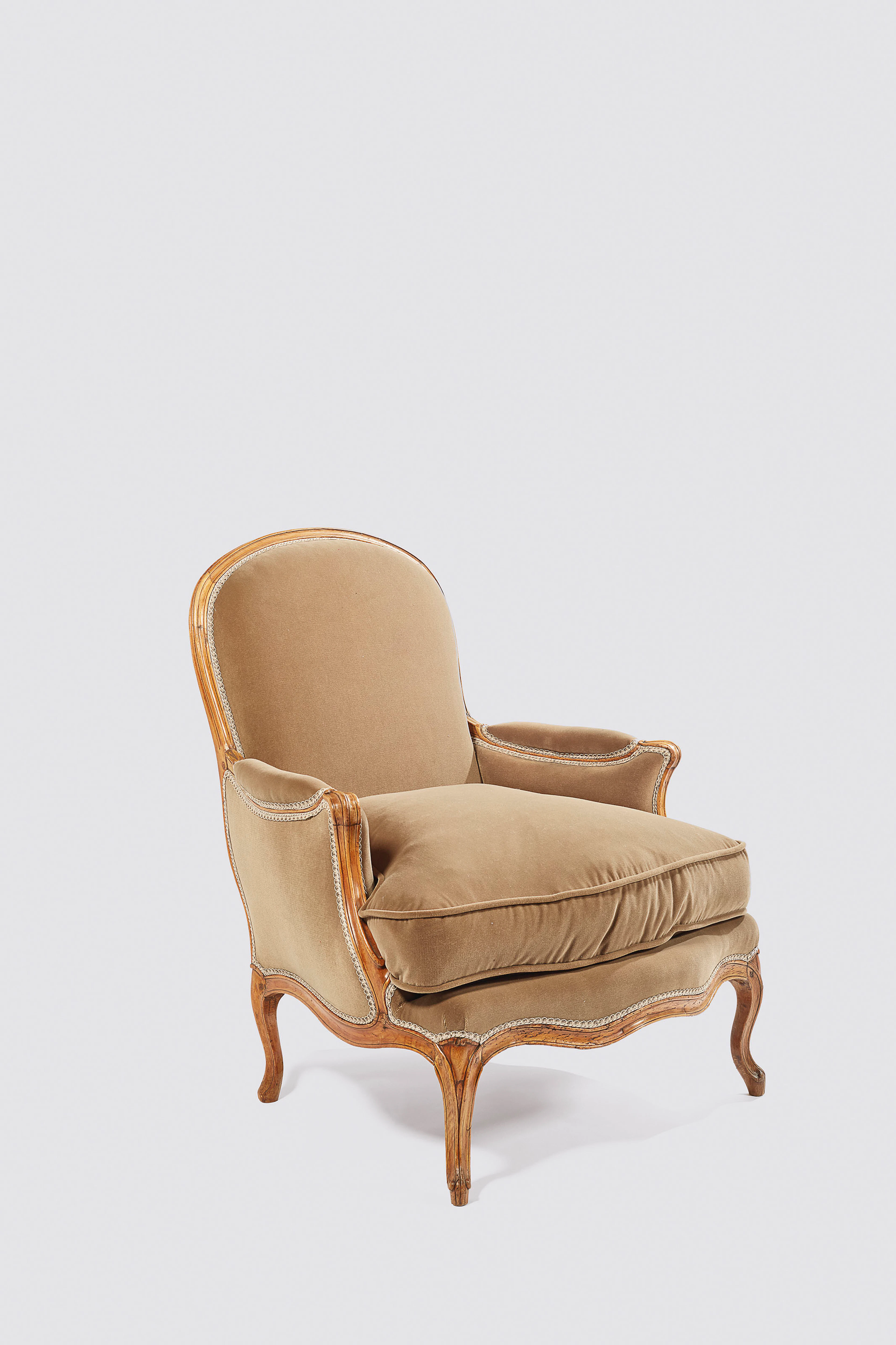 BERGERE D'EPOQUE LOUIS XV