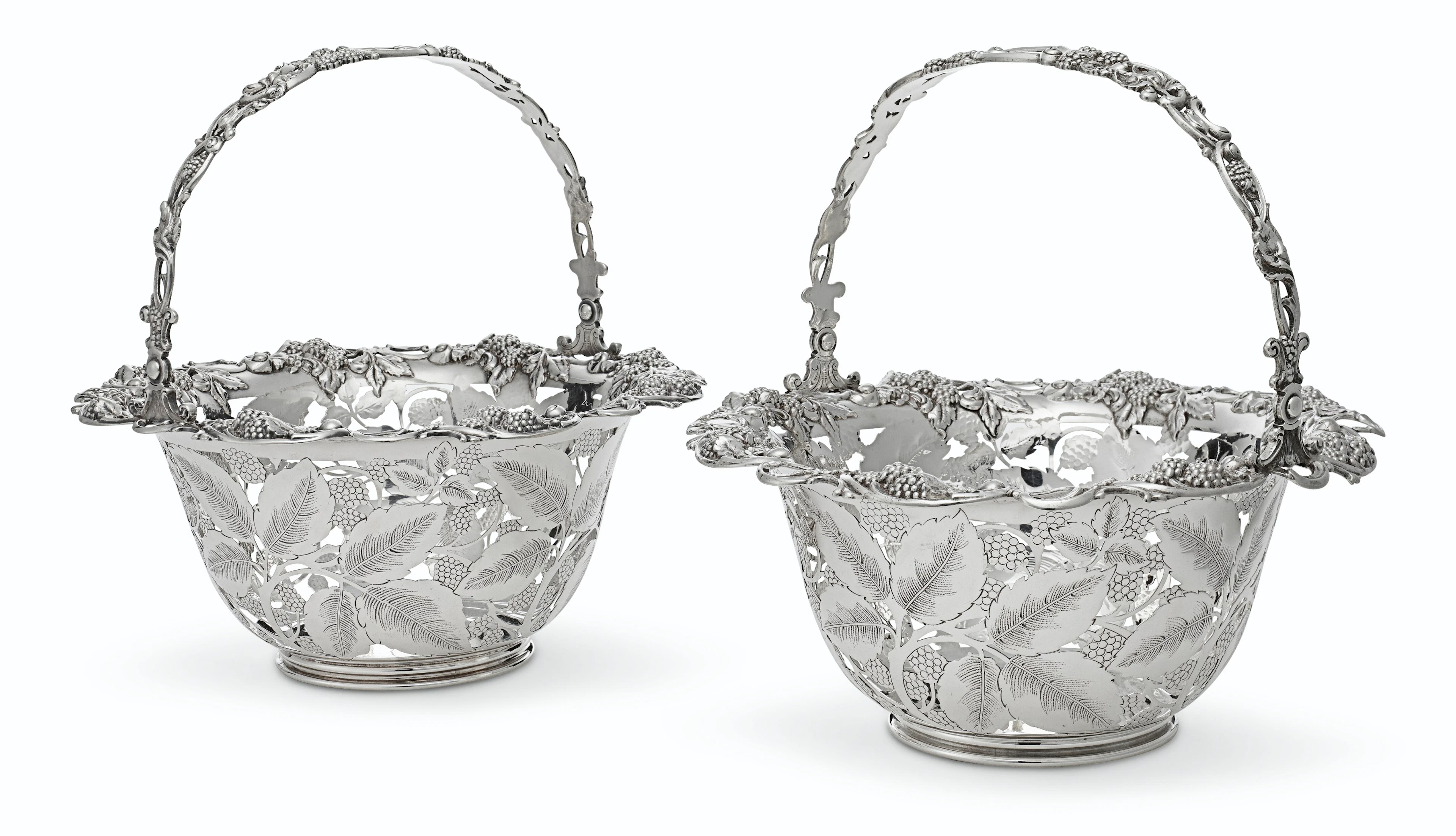 A PAIR OF AMERICAN SILVER BERRY BASKETS