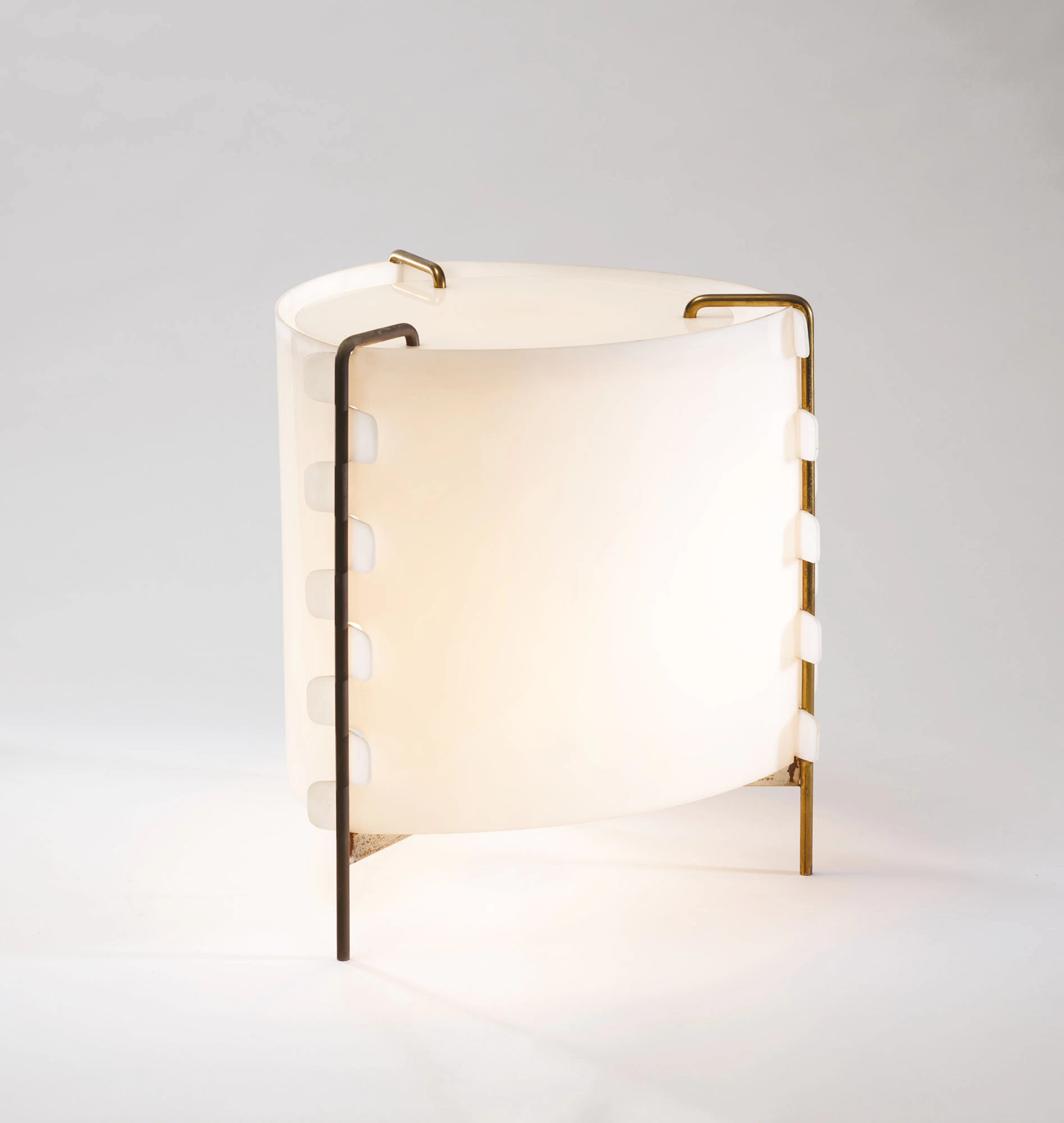LAMPE À POSER, VARIANTE BASSE DU MODÈLE 'M4' CRÉÉ VERS 1958