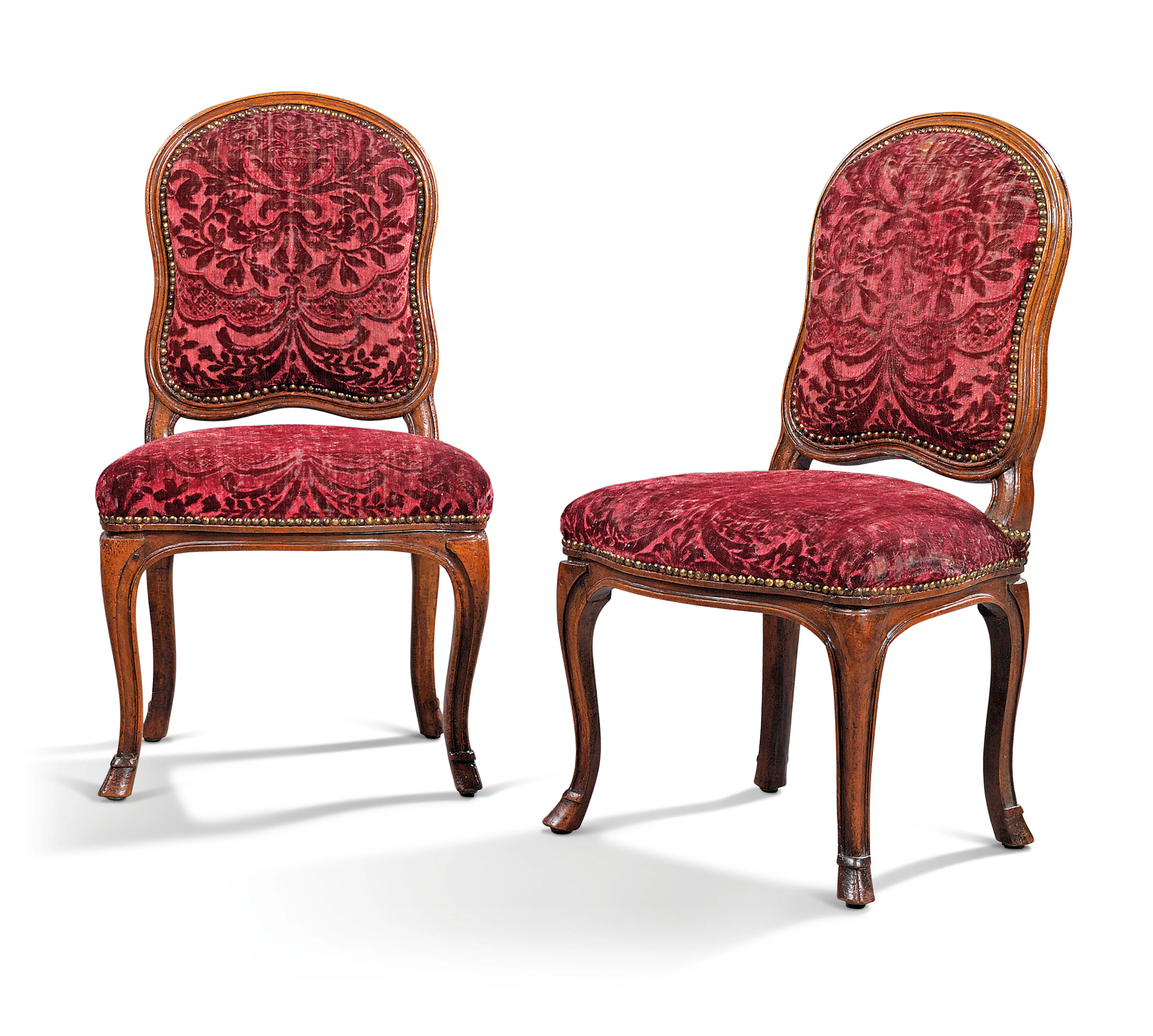 A PAIR OF LOUIS XV BEECHWOOD CHAIRS