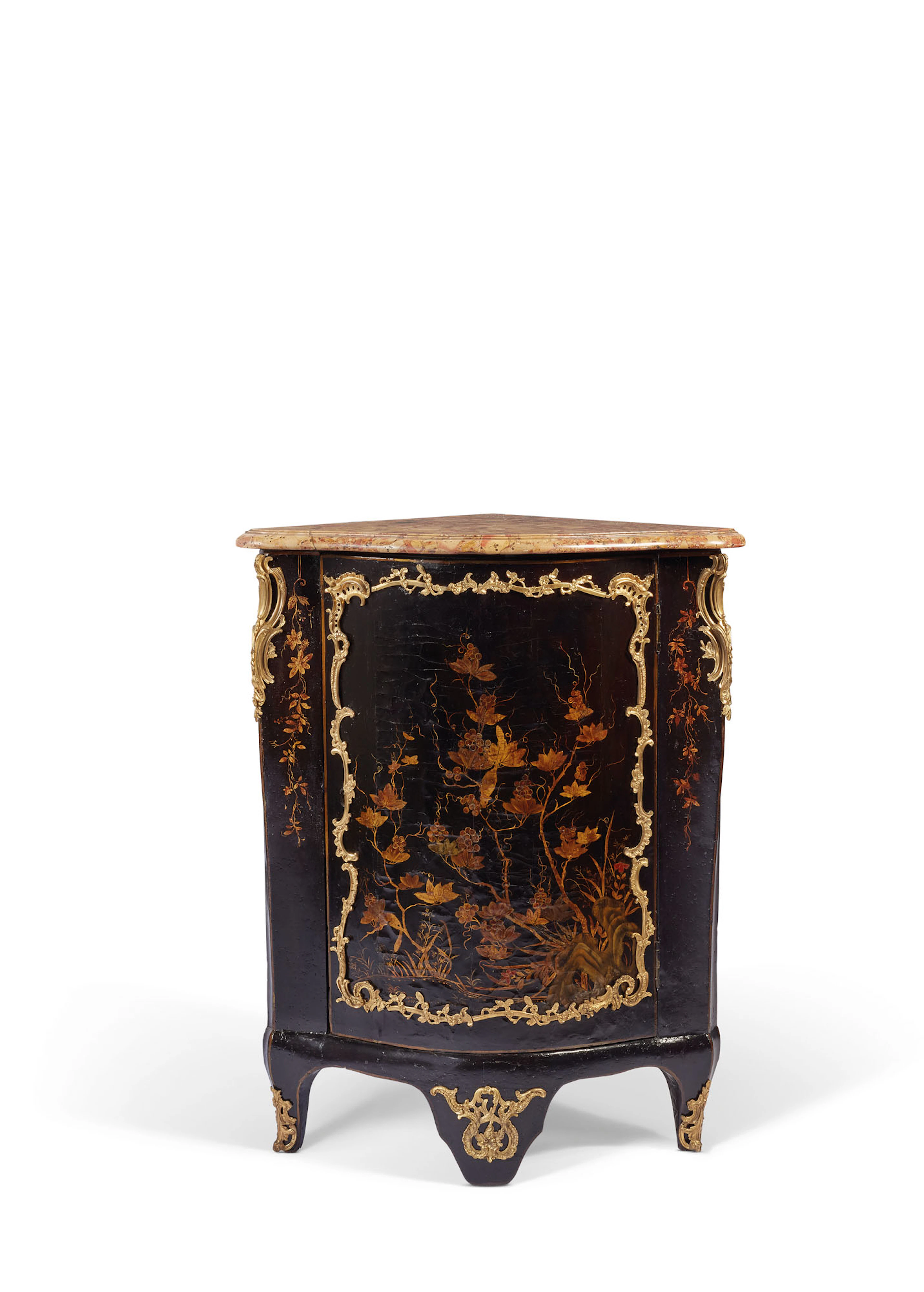 ENCOIGNURE D'EPOQUE LOUIS XV