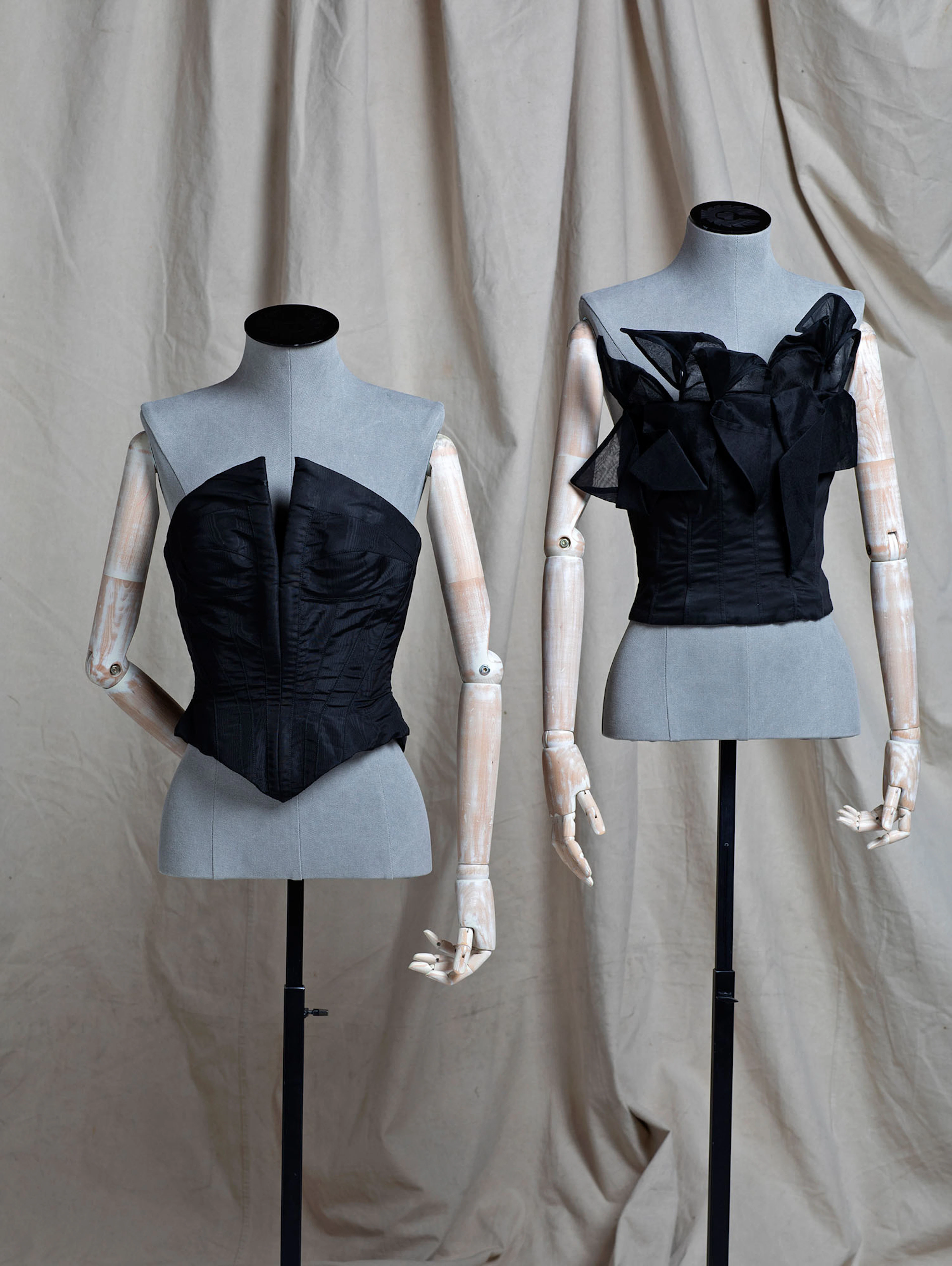 VICTORIA BECKHAM'S BLACK BUSTIERS