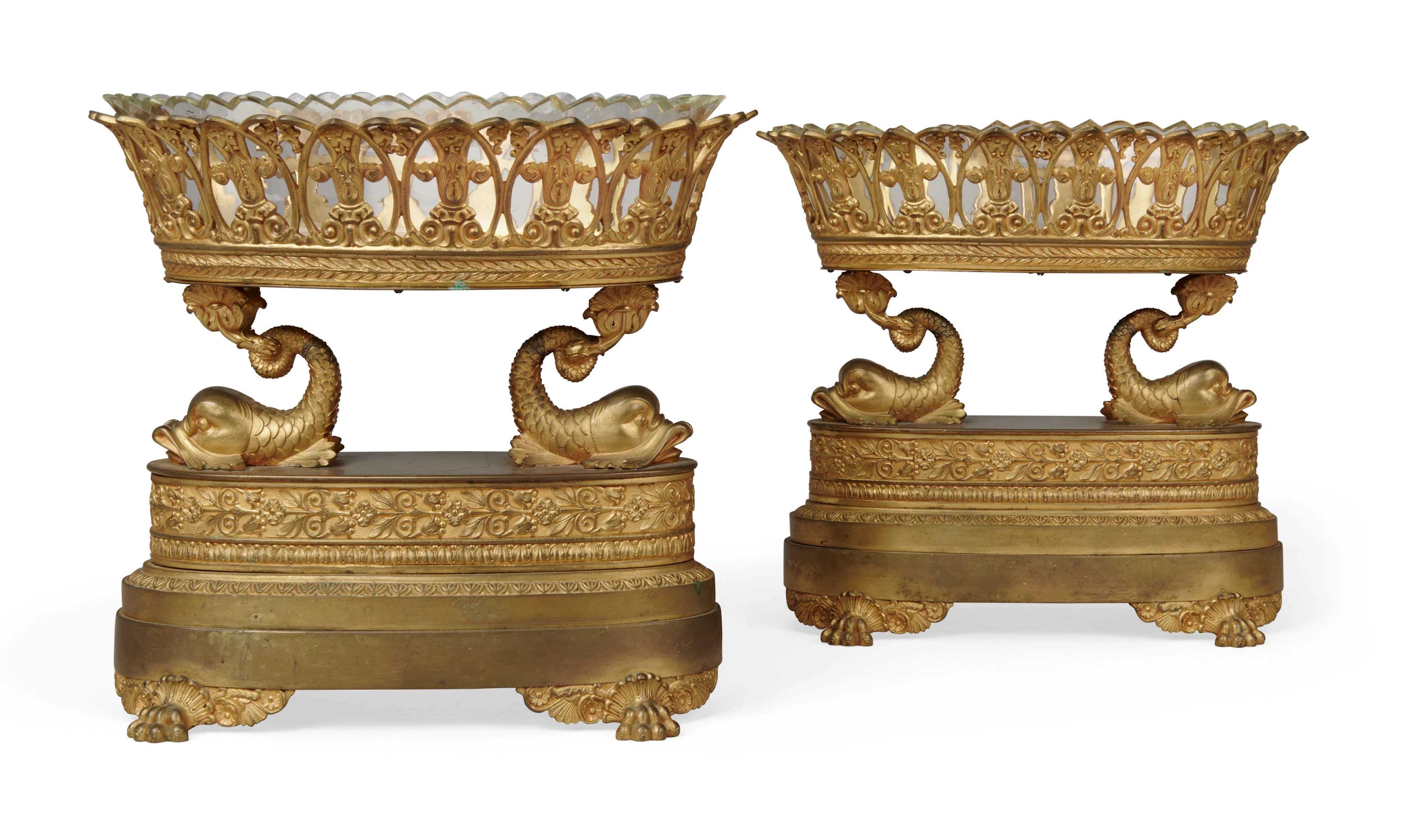 A PAIR OF LOUIS-PHILIPPE ORMOLU TAZZA SURTOUTS
