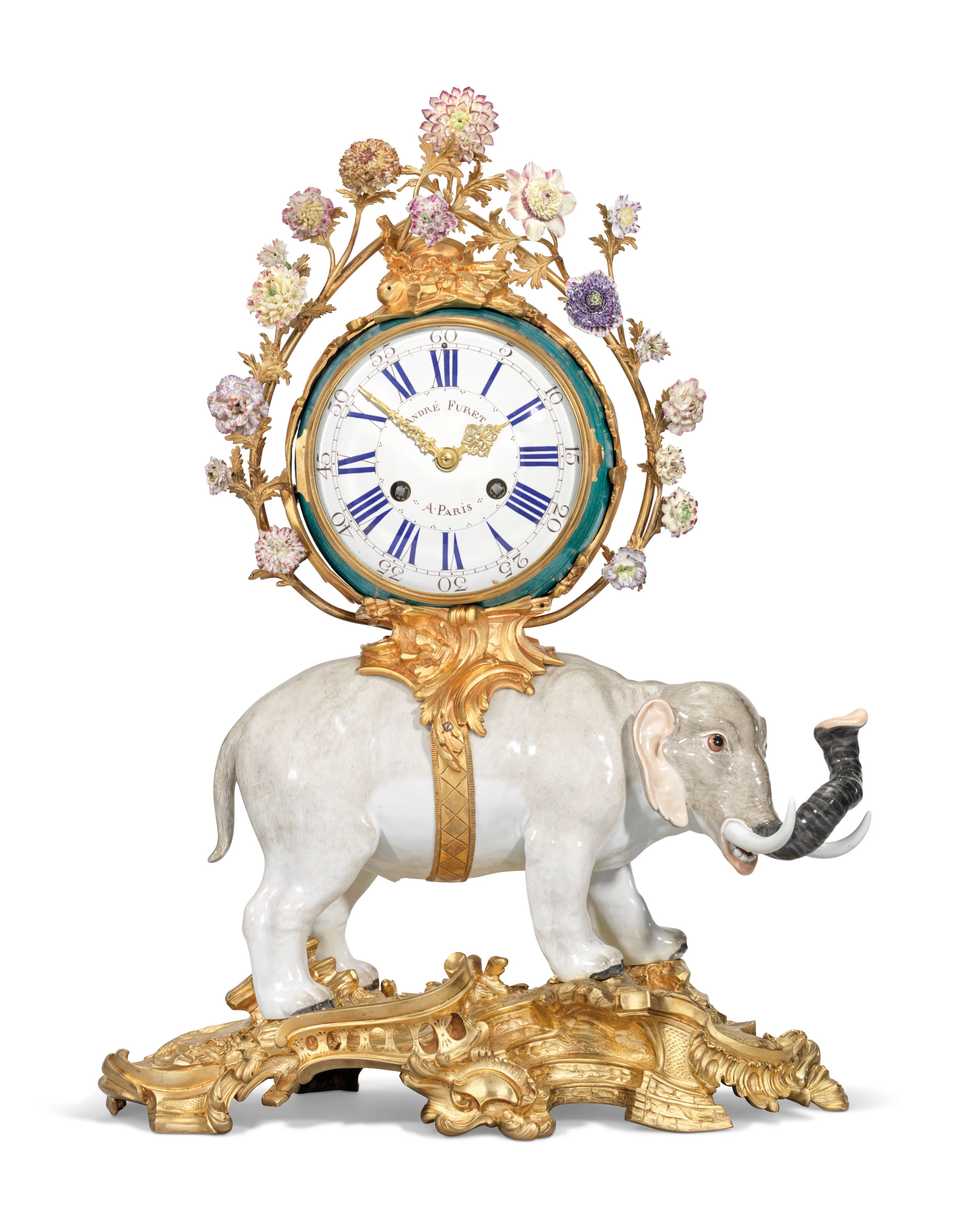 PENDULE A L'ELEPHANT DE STYLE LOUIS XV