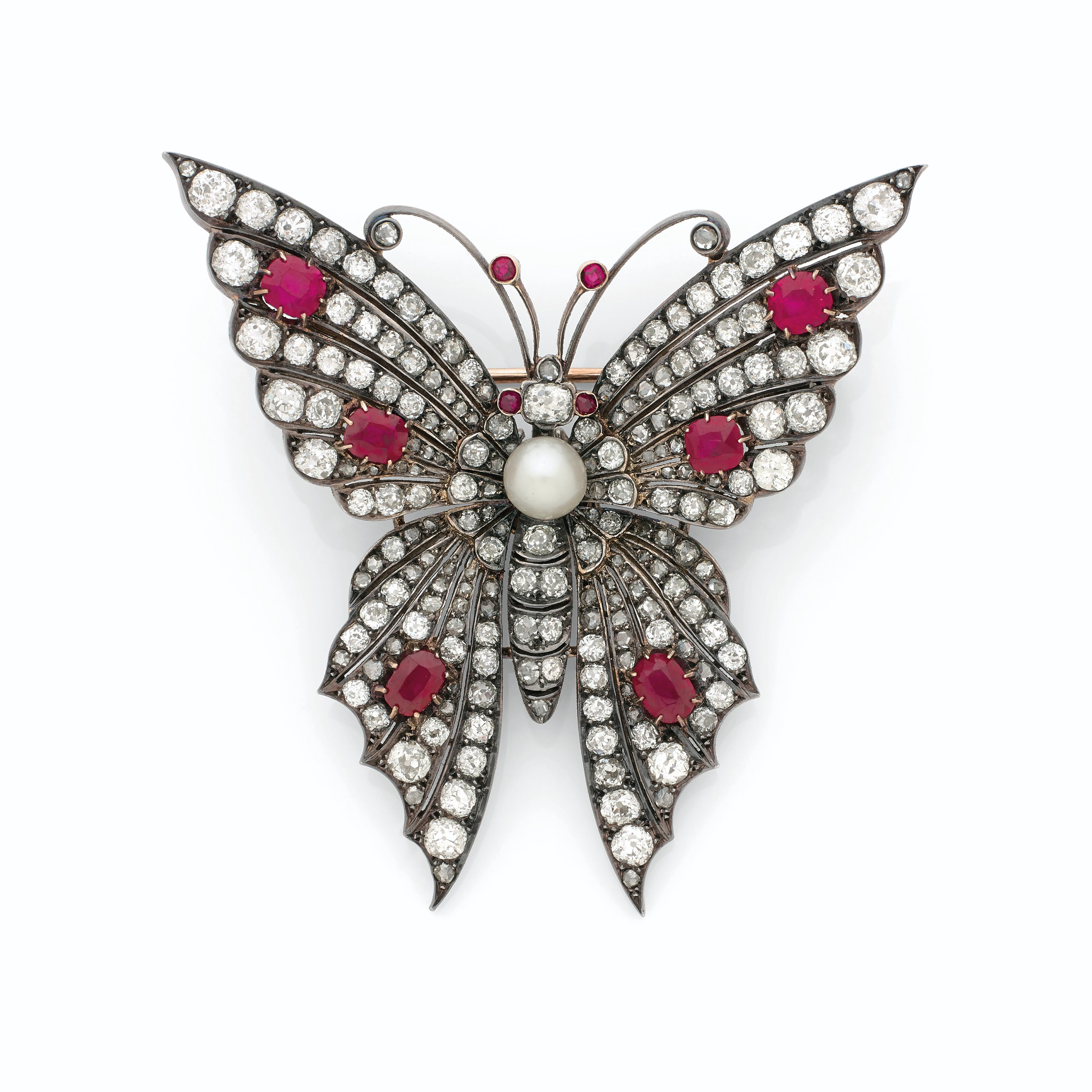 BROCHE TREMBLEUSE PAPILLON XIXÈME SIÈCLE RUBIS DIAMANTS ET PERLE